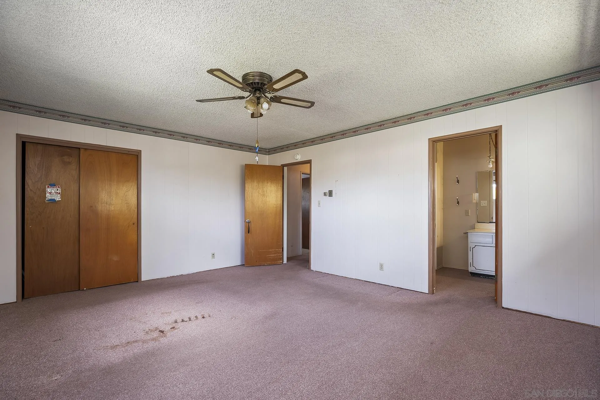 https://cdn.realtyfeed.com/cdn/127/260005391/e8354b52b246c0386c4c06d13e96c5fc.webp