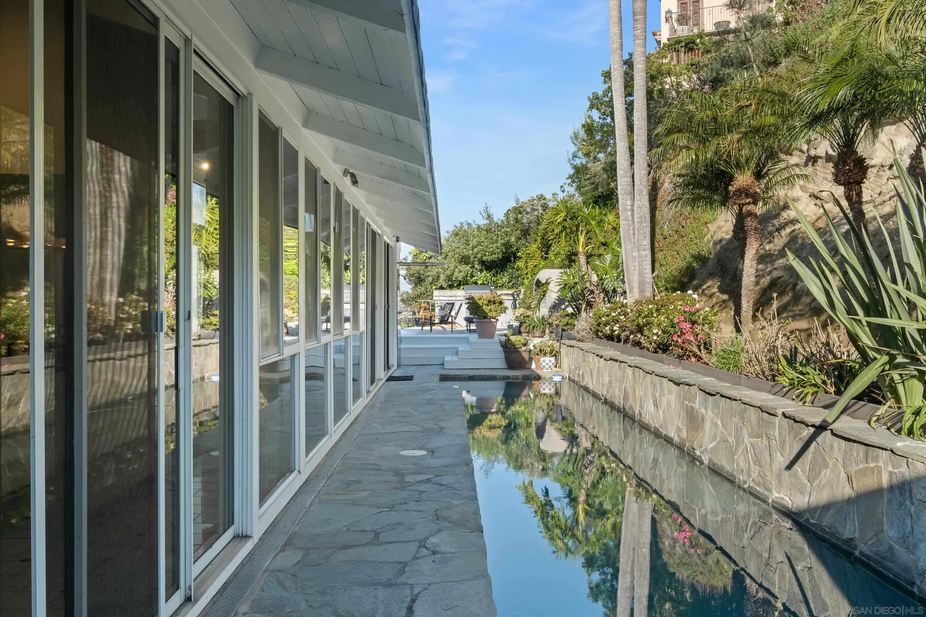 https://cdn.realtyfeed.com/cdn/127/260005394/4a6dd0a08a1eb7b43eb3e5de701700f8.webp