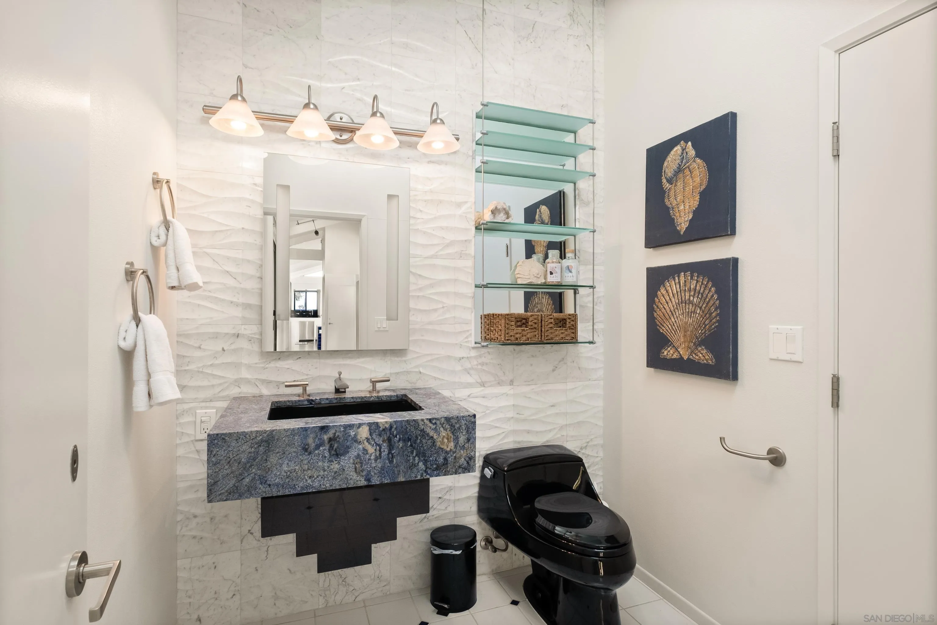 https://cdn.realtyfeed.com/cdn/127/260005394/915ed18c51c772882b03a3f848b31845.webp