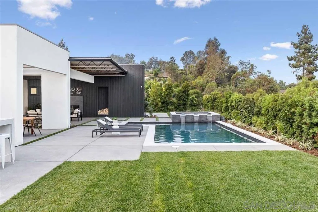 https://cdn.realtyfeed.com/cdn/127/260005405/0a351fa69a93d1a161e6ae573b17b7a5.webp