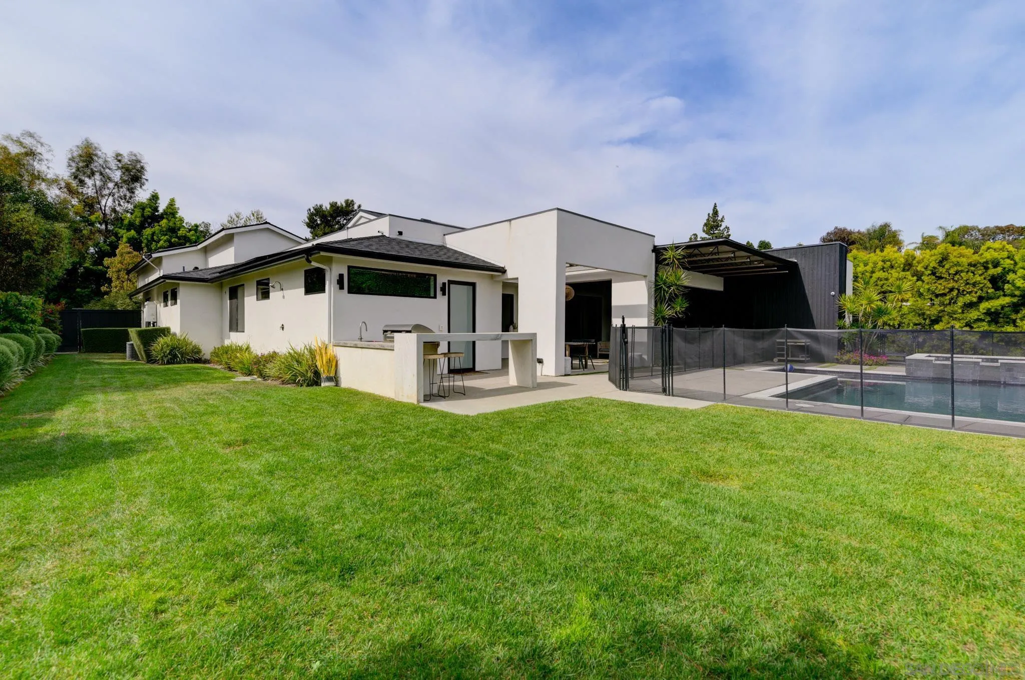 https://cdn.realtyfeed.com/cdn/127/260005405/c02d148a95c995acb2b42ef8b7c3d31f.webp
