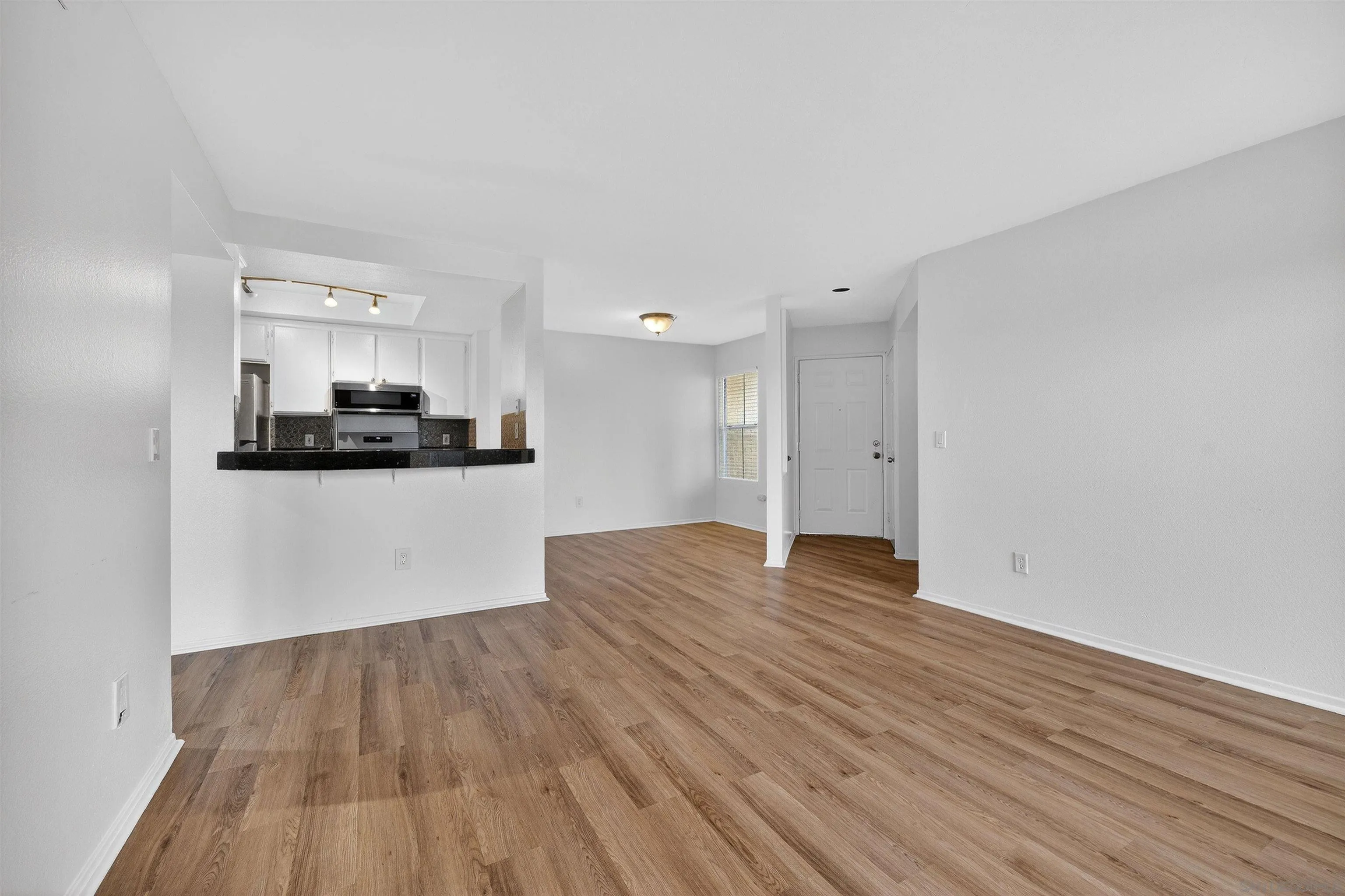 2063 Lakeridge Circle UNIT 101, Chula Vista, CA, 91913
