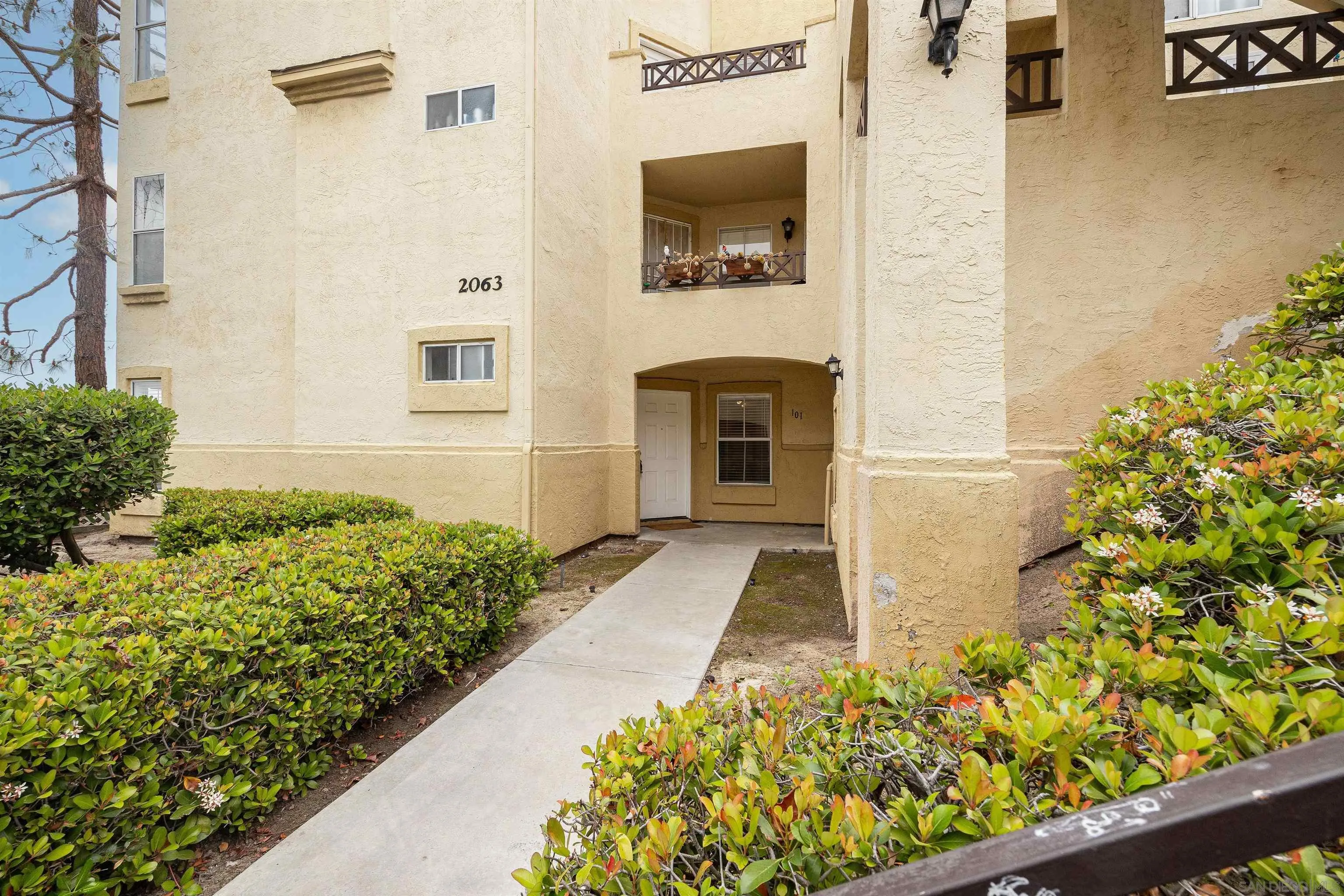 https://cdn.realtyfeed.com/cdn/127/260005407/b5fc3383e3649059f5b7736e7dfbc3db.webp