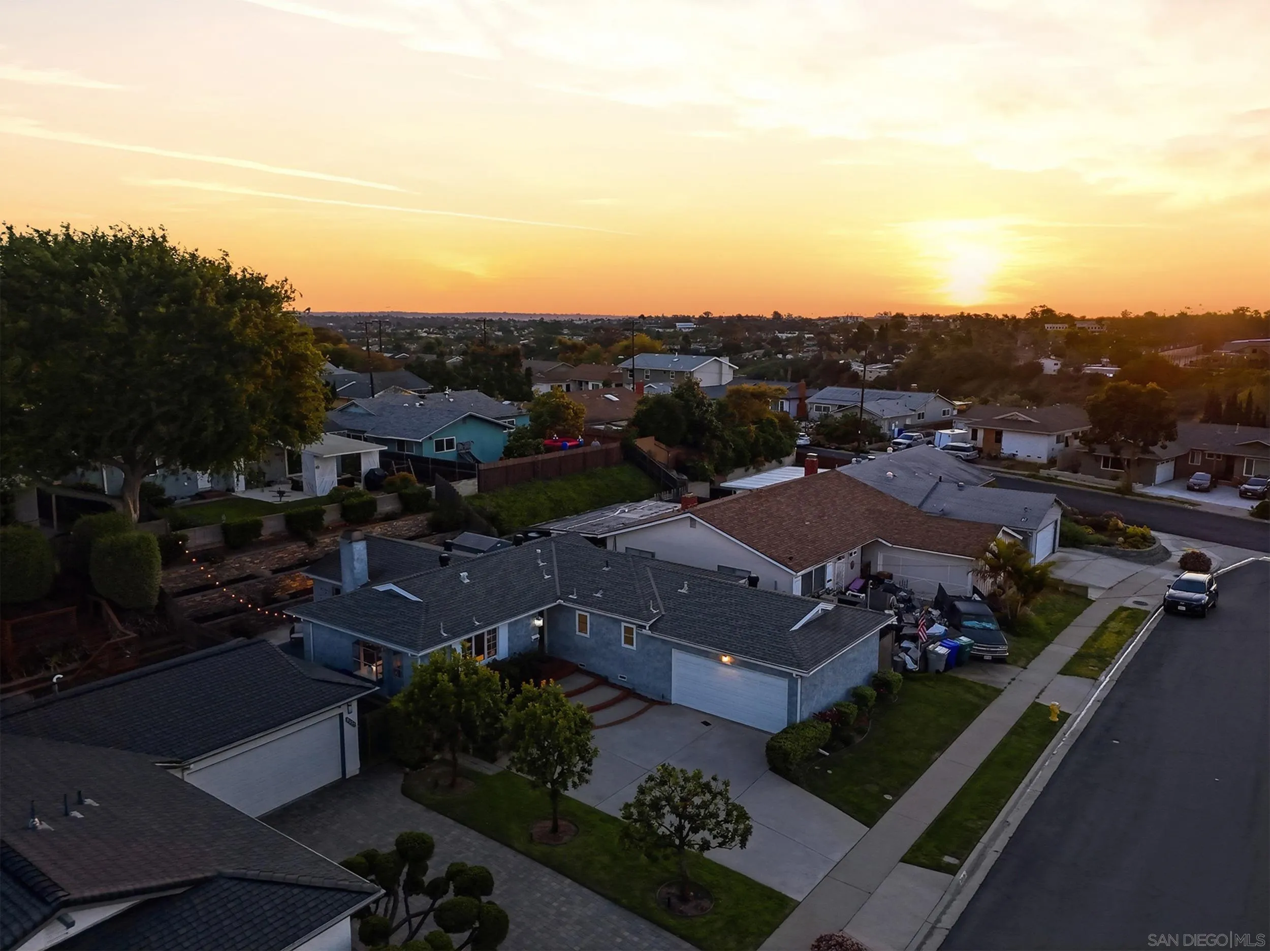 https://cdn.realtyfeed.com/cdn/127/260005409/f8f37ea7861b54b4218d323b63456788.webp