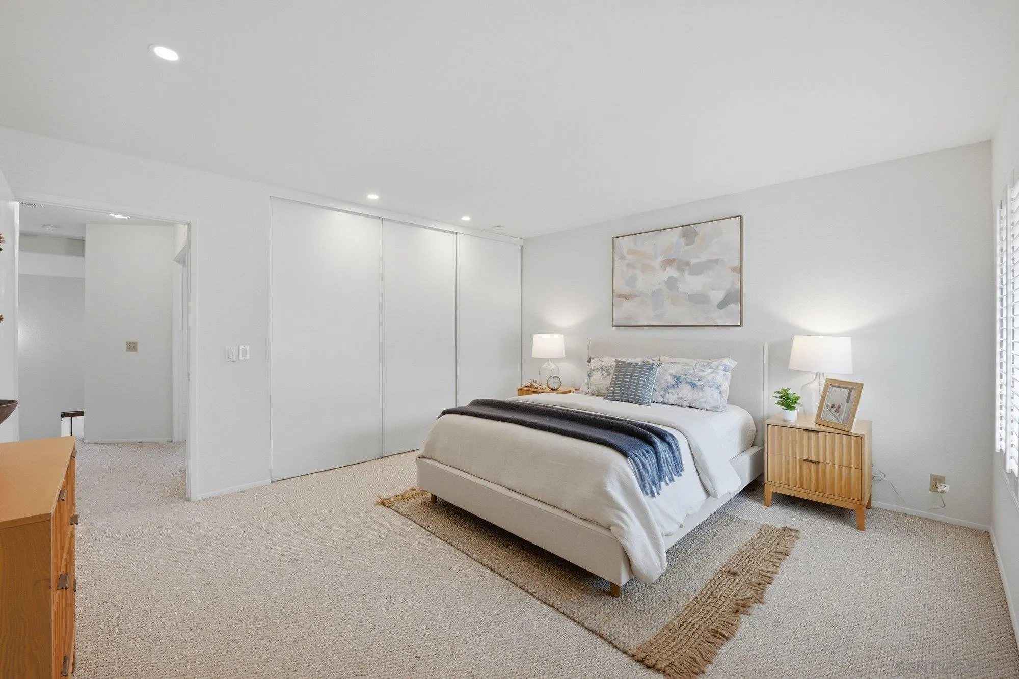 https://cdn.realtyfeed.com/cdn/127/260005410/029ae0ddfcd410d45531d445d3ed980d.webp