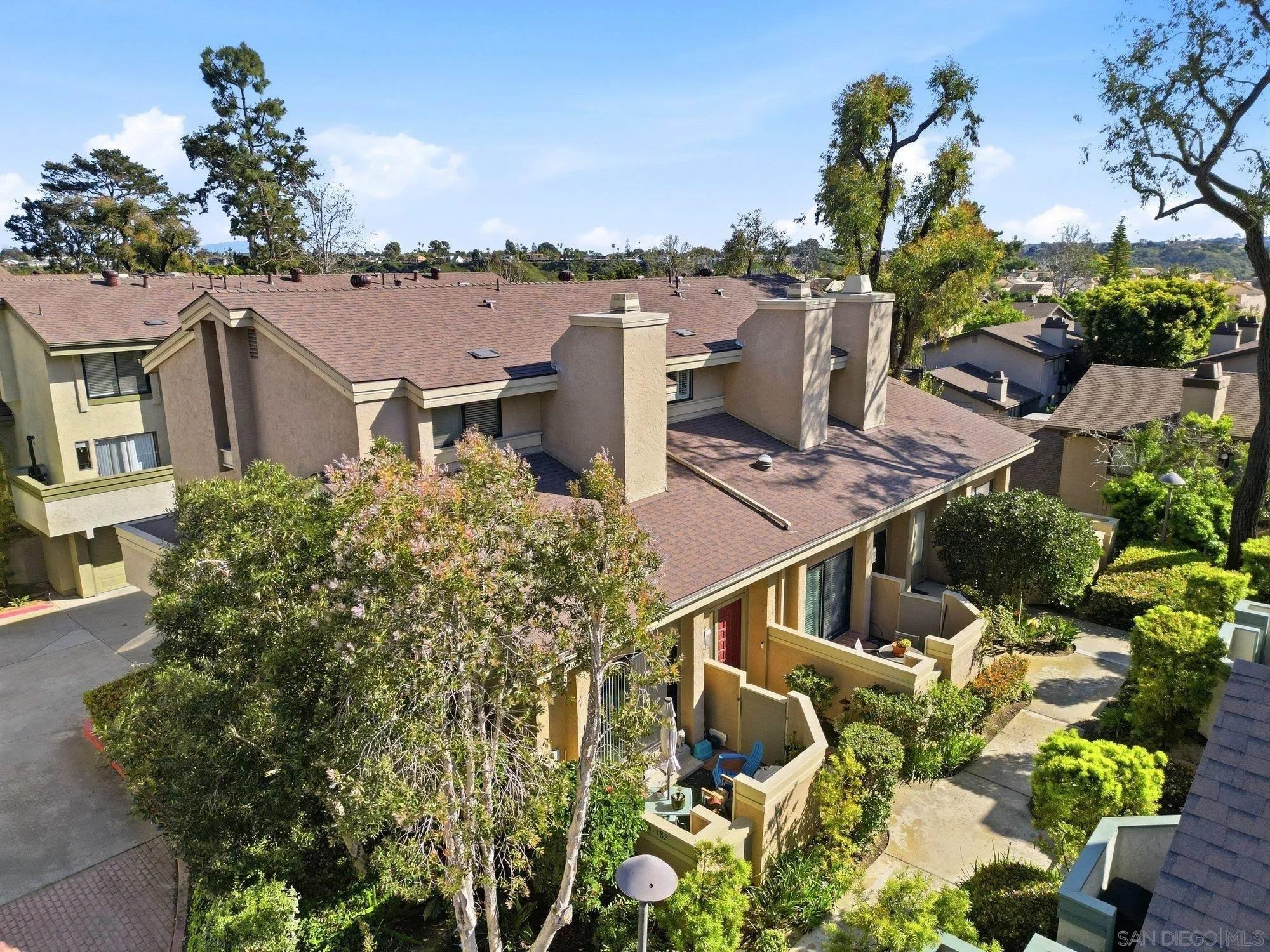 https://cdn.realtyfeed.com/cdn/127/260005410/0725e1b218648cd25be1f618eefba4ae.webp