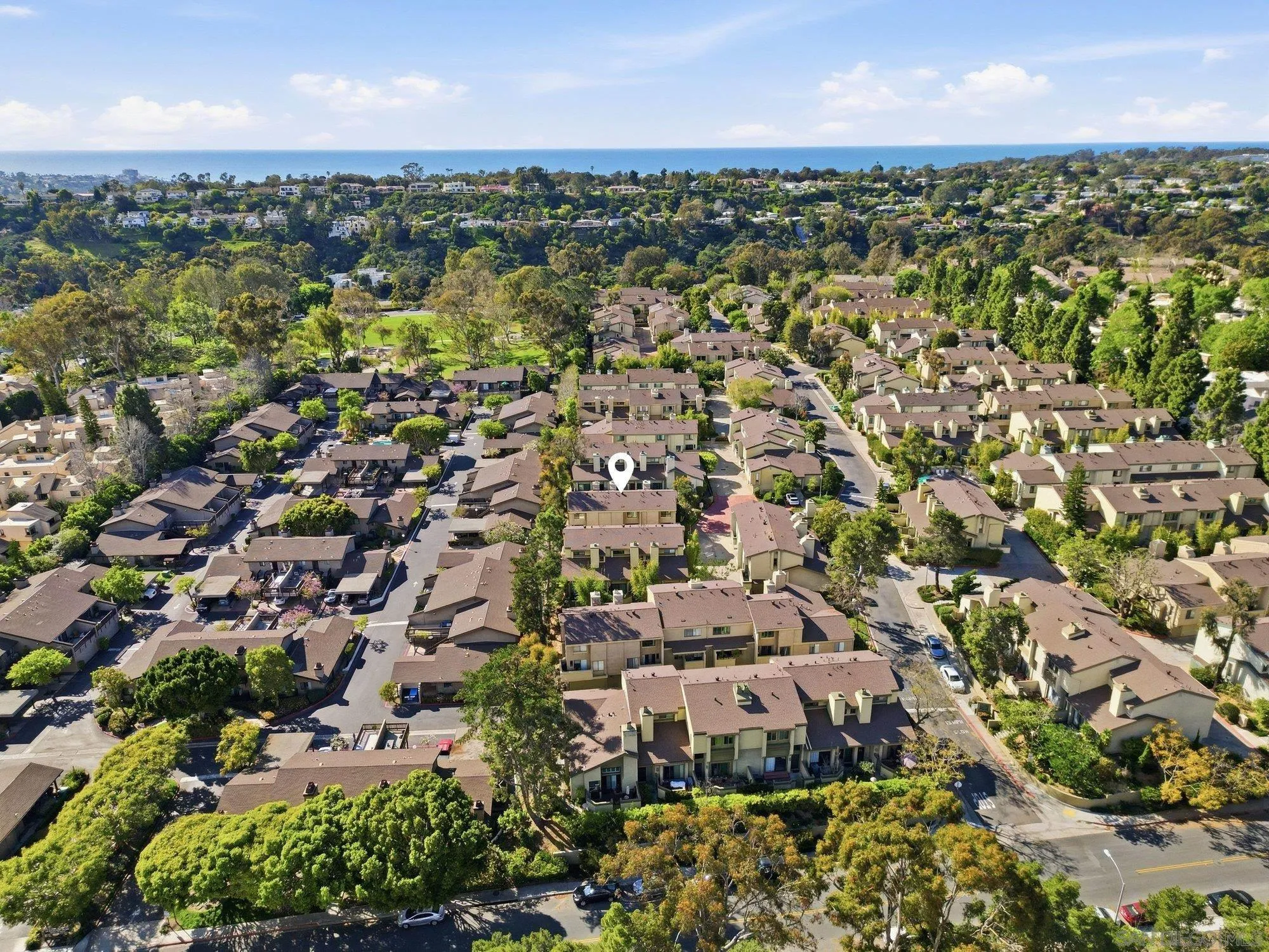 https://cdn.realtyfeed.com/cdn/127/260005410/7fc23d729f113da7306e6098112c756a.webp
