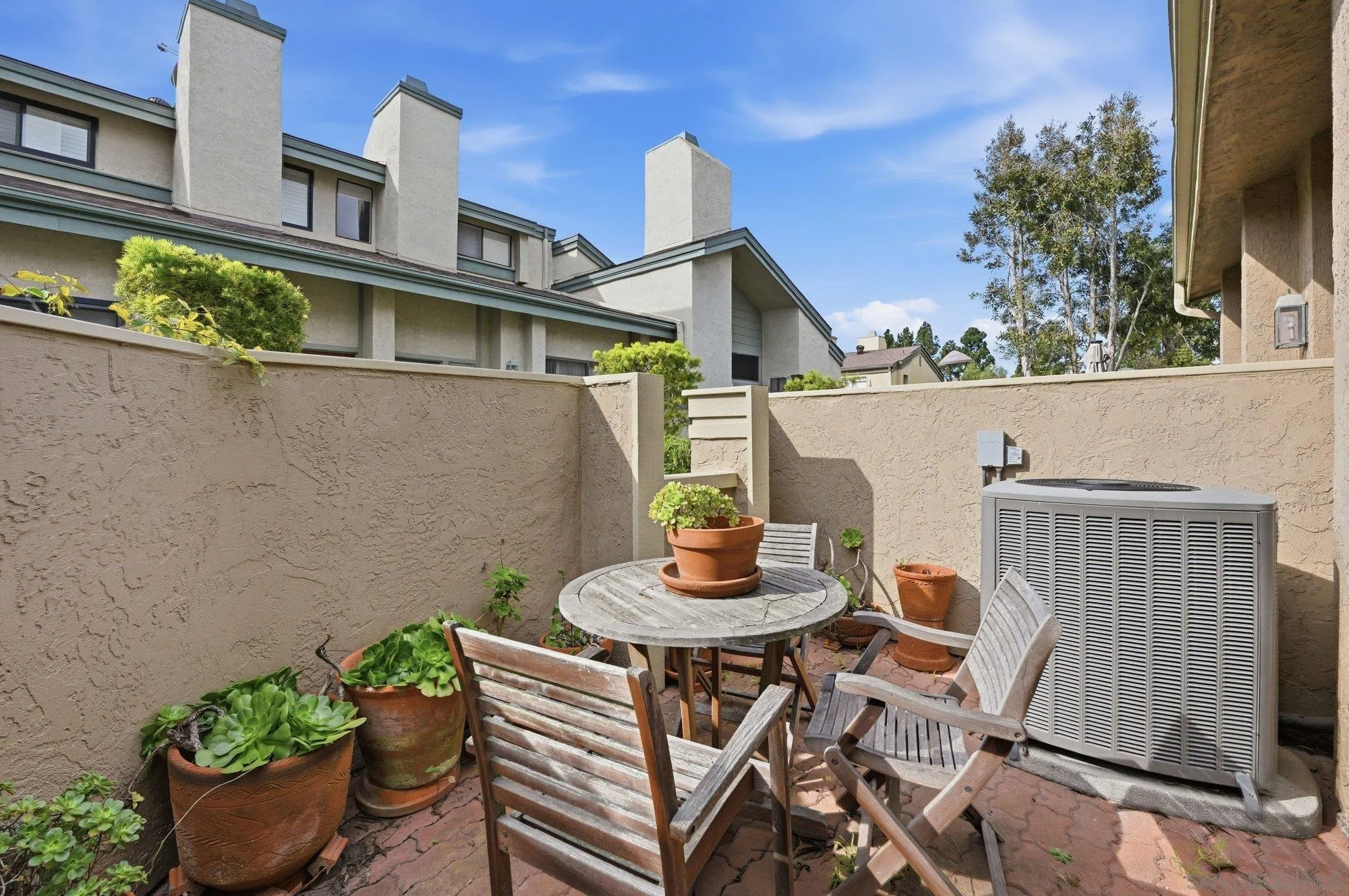 https://cdn.realtyfeed.com/cdn/127/260005410/d67a048601c27dd58344c4684624eb56.webp