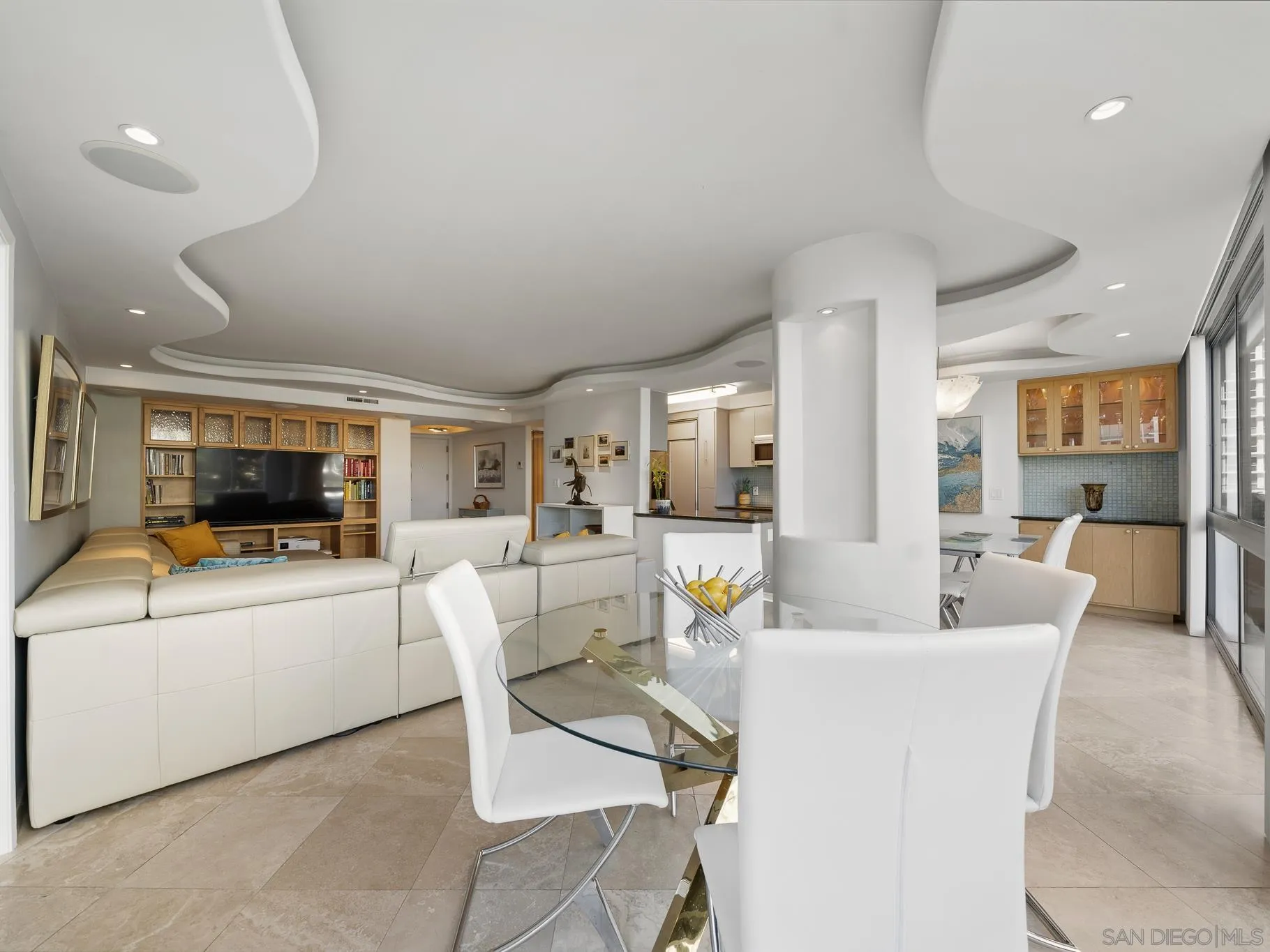 Photo #10: 260005411 Listing: Photo #10