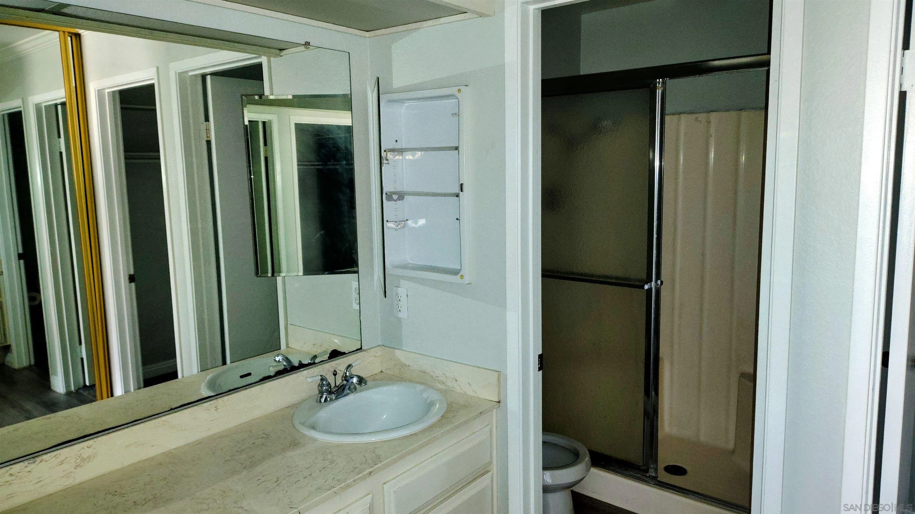 Photo #18: 260005421 Listing: Photo #18