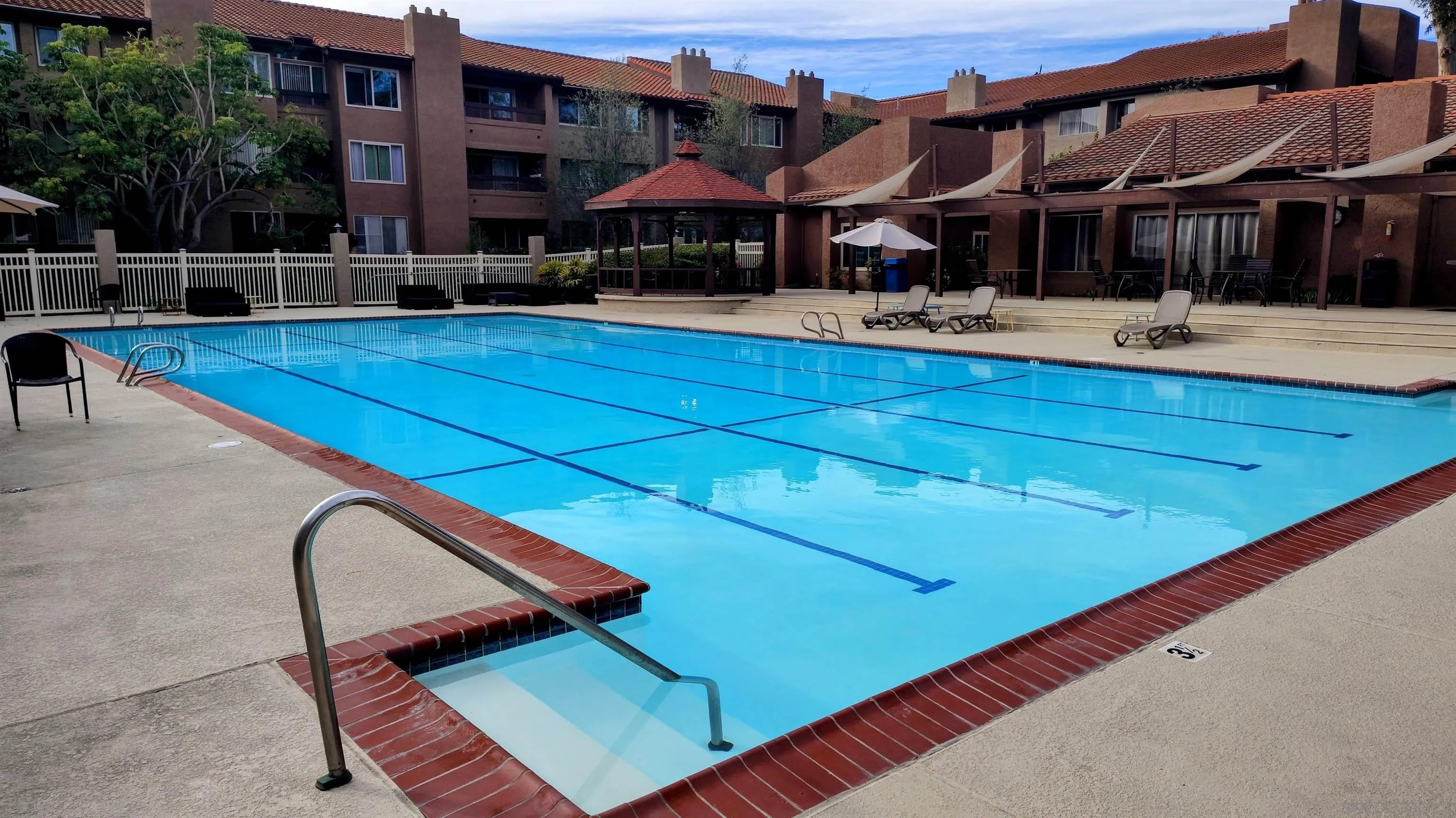 Photo #33: 260005421 Listing: Photo #33