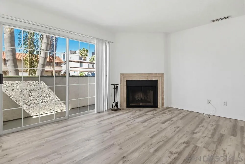 https://cdn.realtyfeed.com/cdn/127/260005427/a41cc3d4ff727c168a29069639efd42a.webp