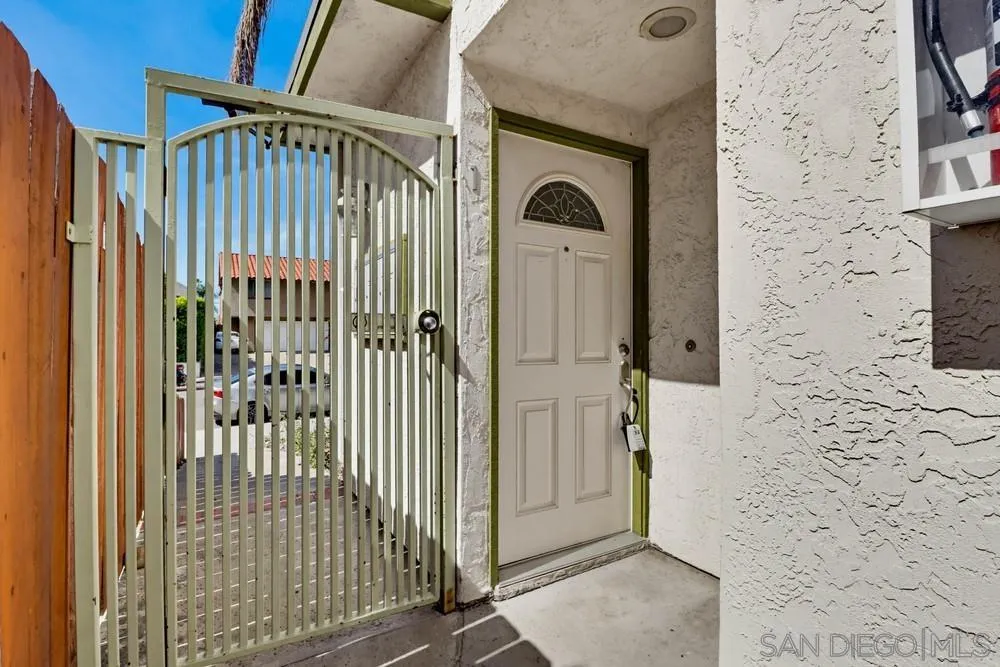 https://cdn.realtyfeed.com/cdn/127/260005427/d233625c30a6f209f0f96b60d52f1d6d.webp