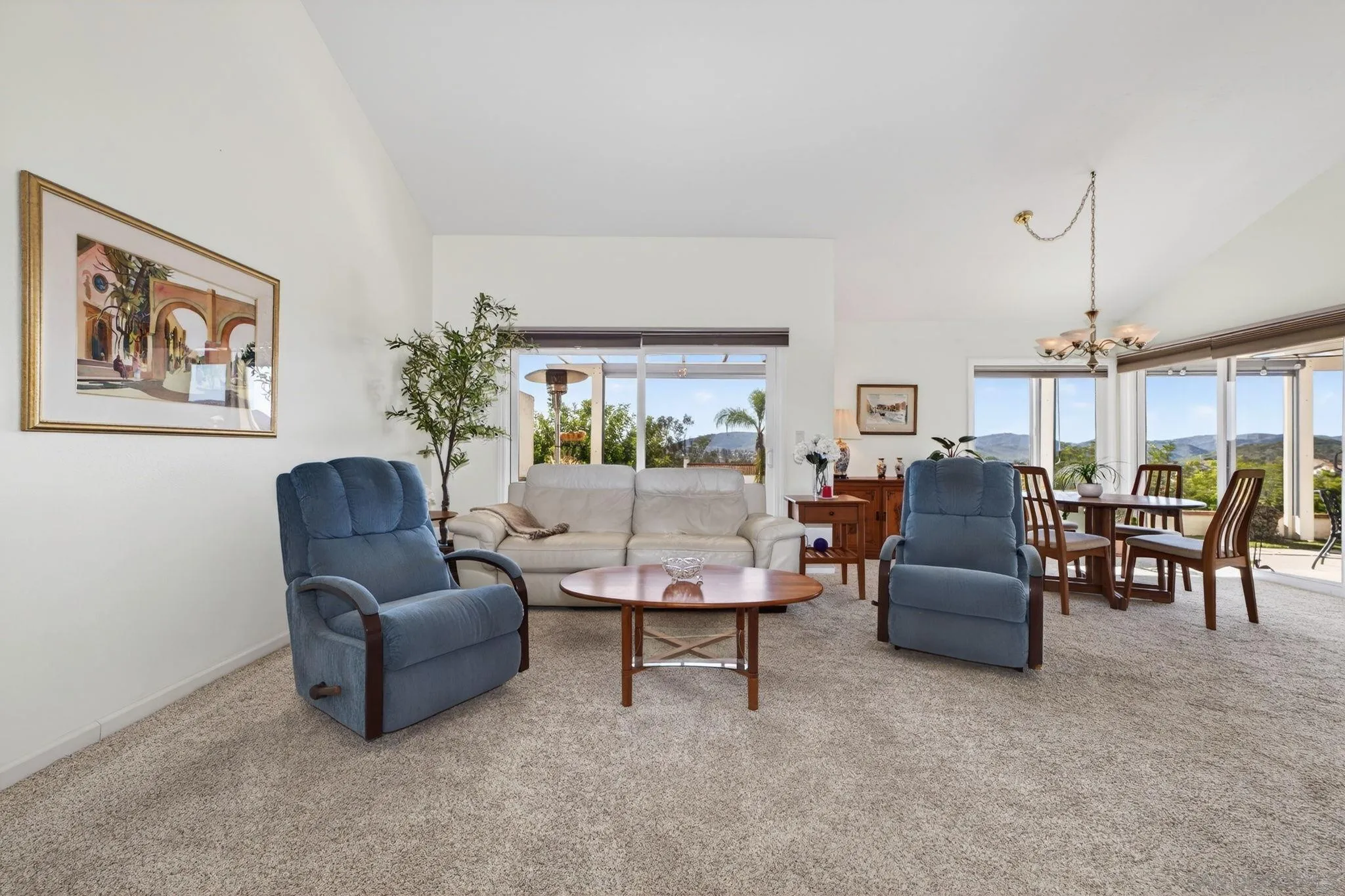 https://cdn.realtyfeed.com/cdn/127/260005433/63e21214abd68b9b4f802c7011f40ec4.webp