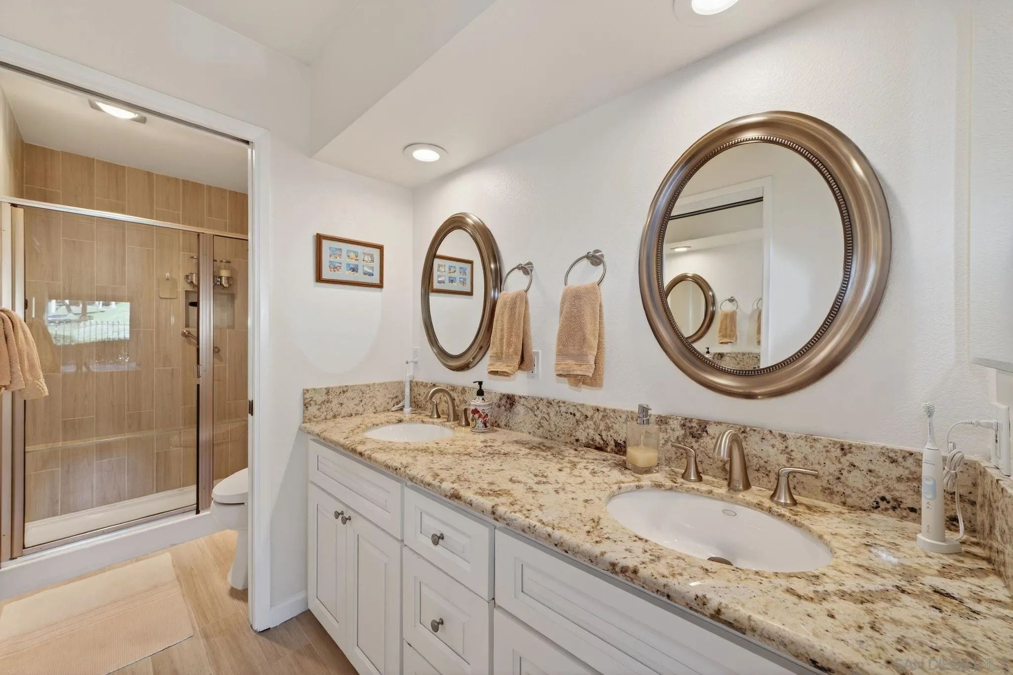 https://cdn.realtyfeed.com/cdn/127/260005433/86785f147a37b31c9008c95f86ccaa87.webp