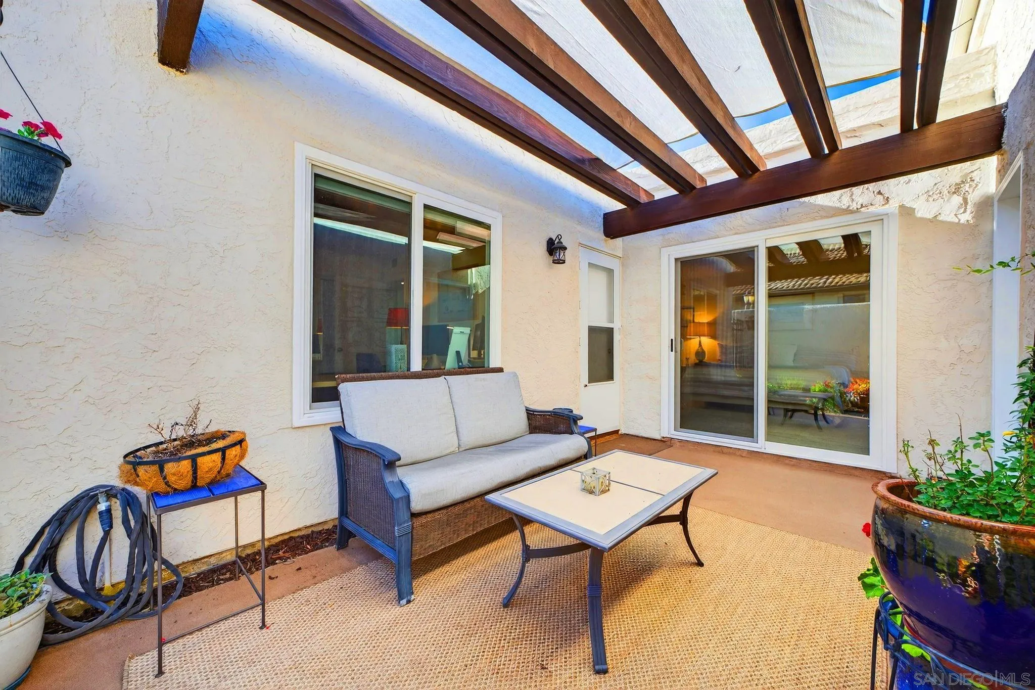https://cdn.realtyfeed.com/cdn/127/260005433/d425c02e46e345796f6bb455334aad38.webp