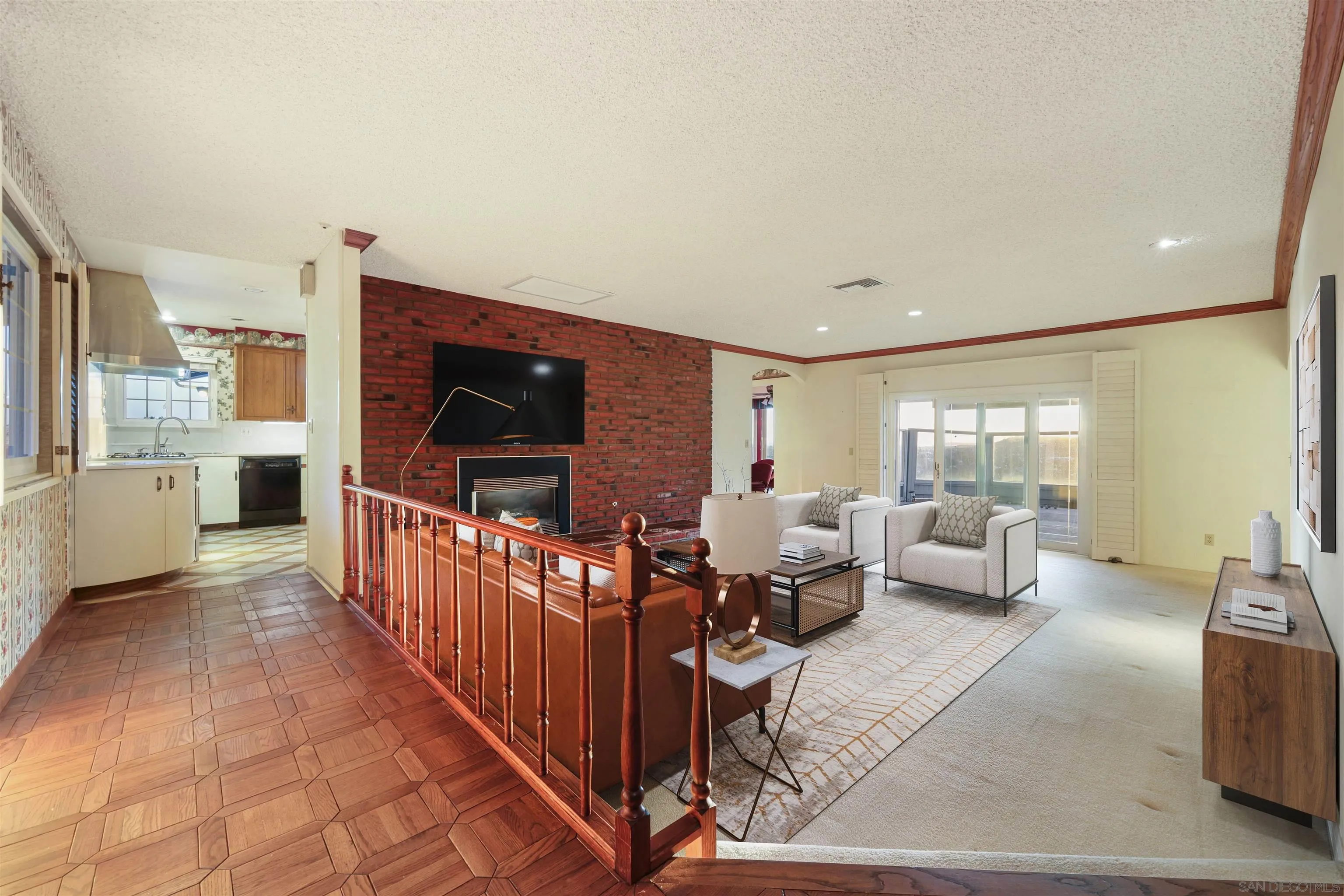 https://cdn.realtyfeed.com/cdn/127/260005434/b0635441bb81617a0af70ad848a1e8c9.webp