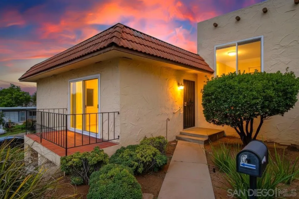 Photo #2: 260005437 Listing: Photo #2