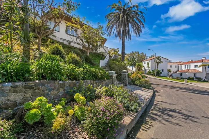 7651 COUNTRY CLUB DRIVE, LA JOLLA, CA 92037  Photo 9