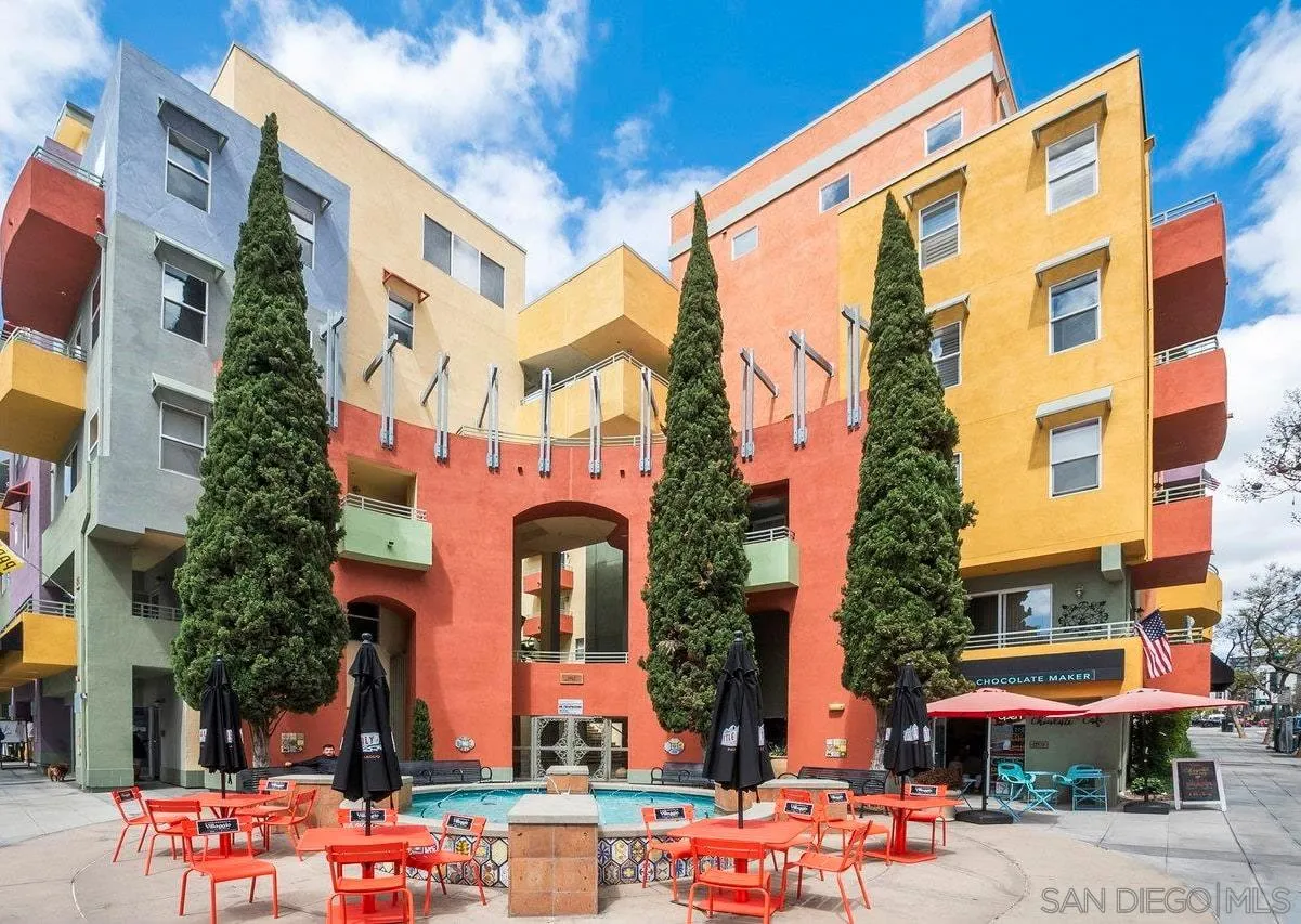 https://cdn.realtyfeed.com/cdn/127/260005440/f28850d8cb534f161b10d85349c25500.webp