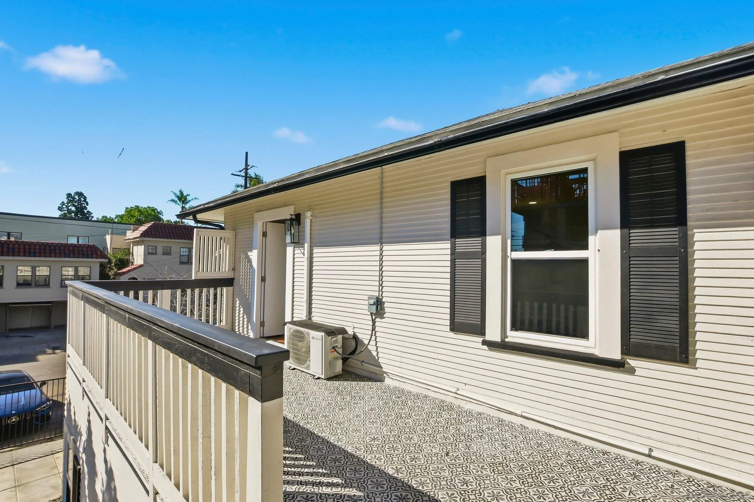 Featured listings