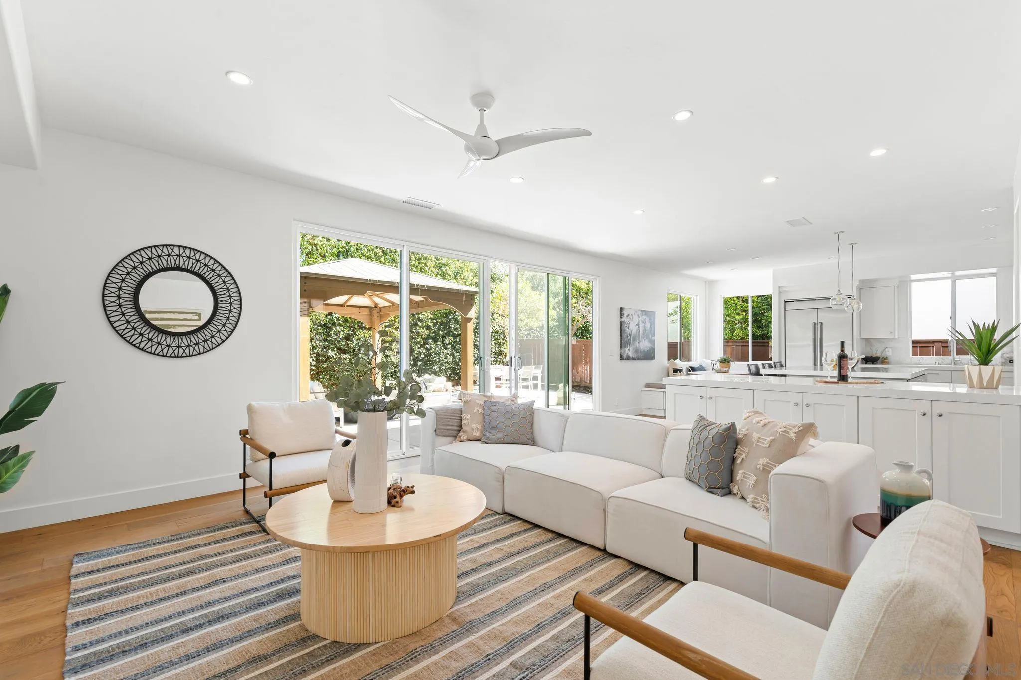 https://cdn.realtyfeed.com/cdn/127/260005458/21b604176dd60a8fe7ead2714fe43b51.webp