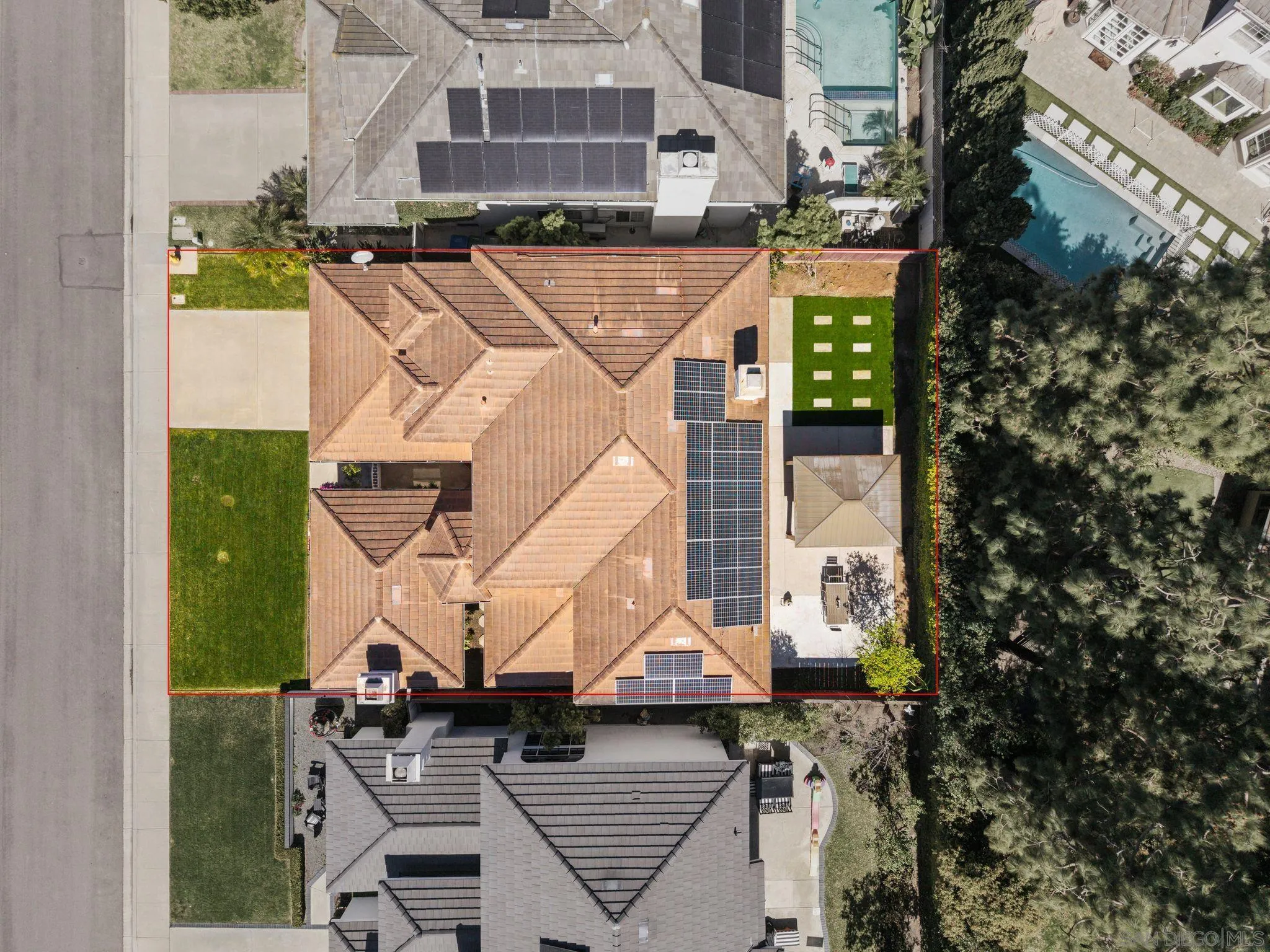 https://cdn.realtyfeed.com/cdn/127/260005458/3d8d114e8e1d8638a8e7c5dcc2768bb8.webp