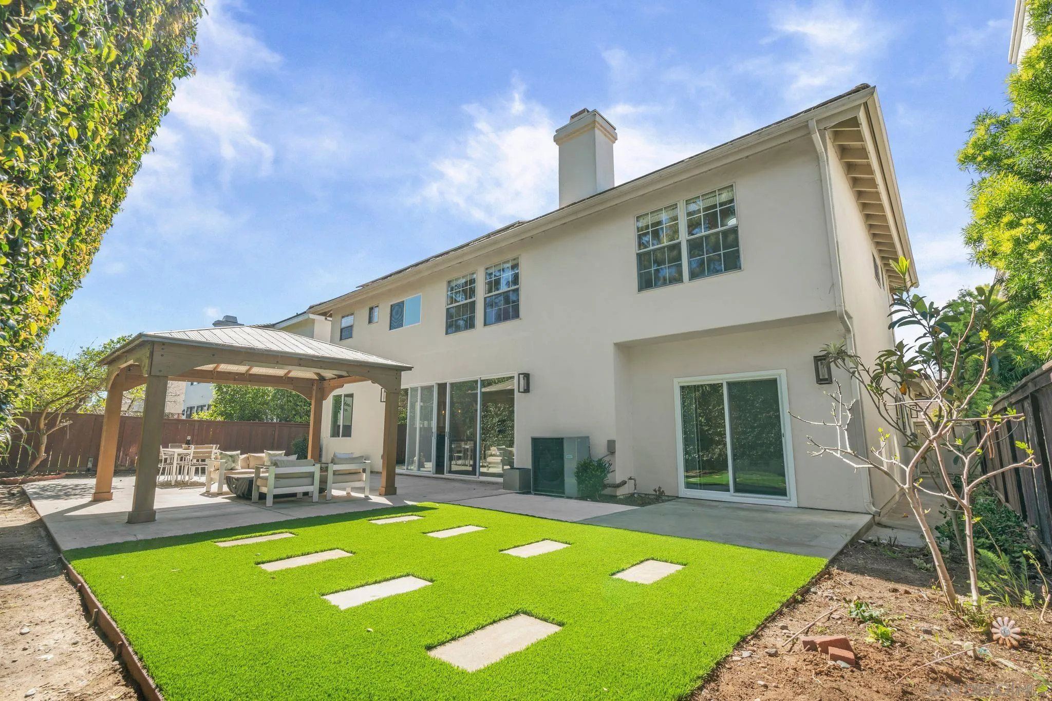 https://cdn.realtyfeed.com/cdn/127/260005458/6dada6d1b6e1308fa09dbe54b5f4ad6a.webp