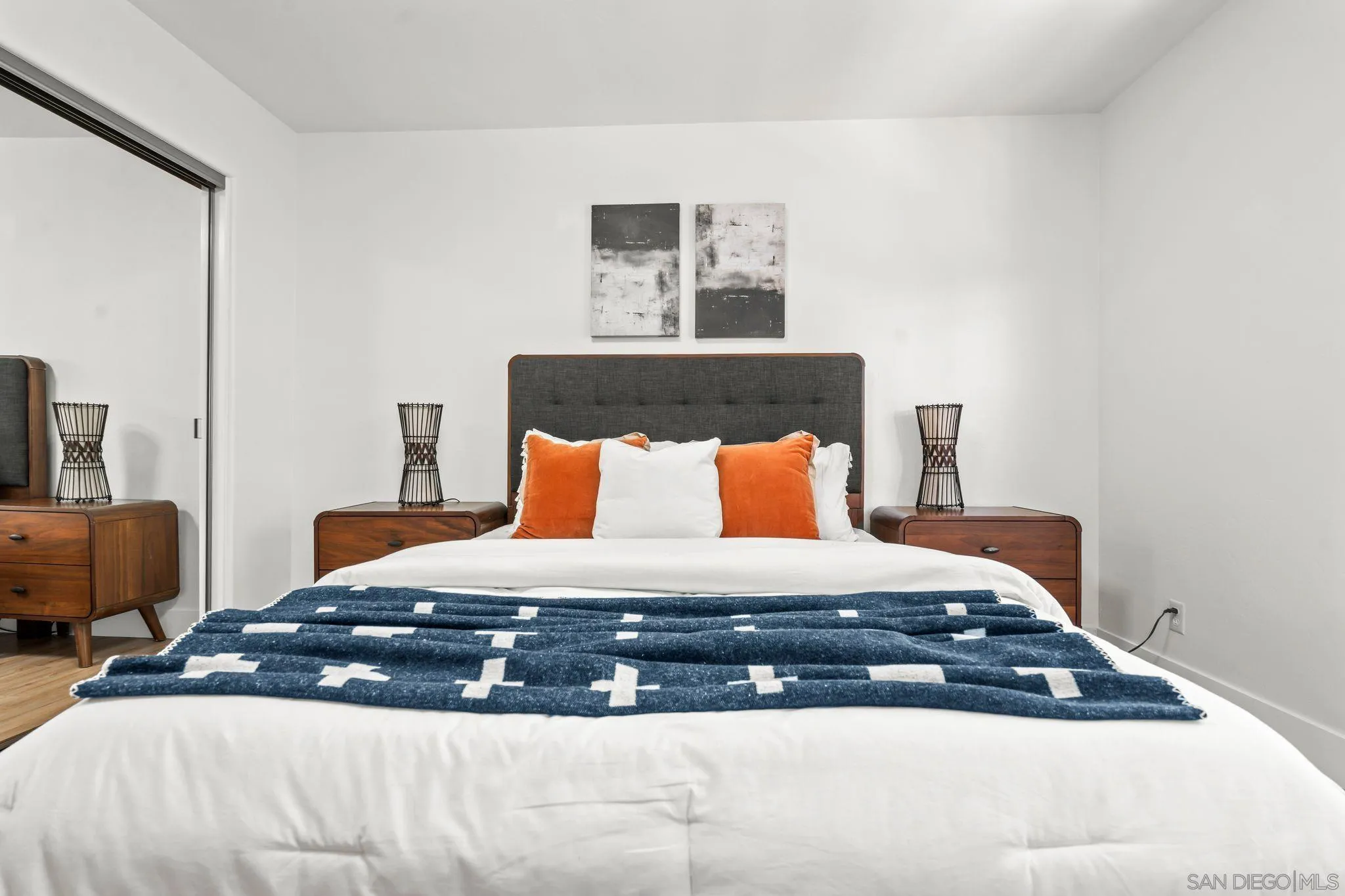 https://cdn.realtyfeed.com/cdn/127/260005458/d6bfbef165041a36554b4aa29394ec63.webp