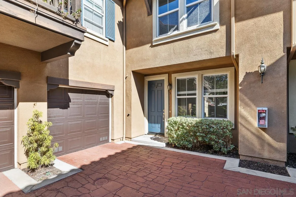 https://cdn.realtyfeed.com/cdn/127/260005463/6364c7ae469521681c4e59f900eb74b1.webp