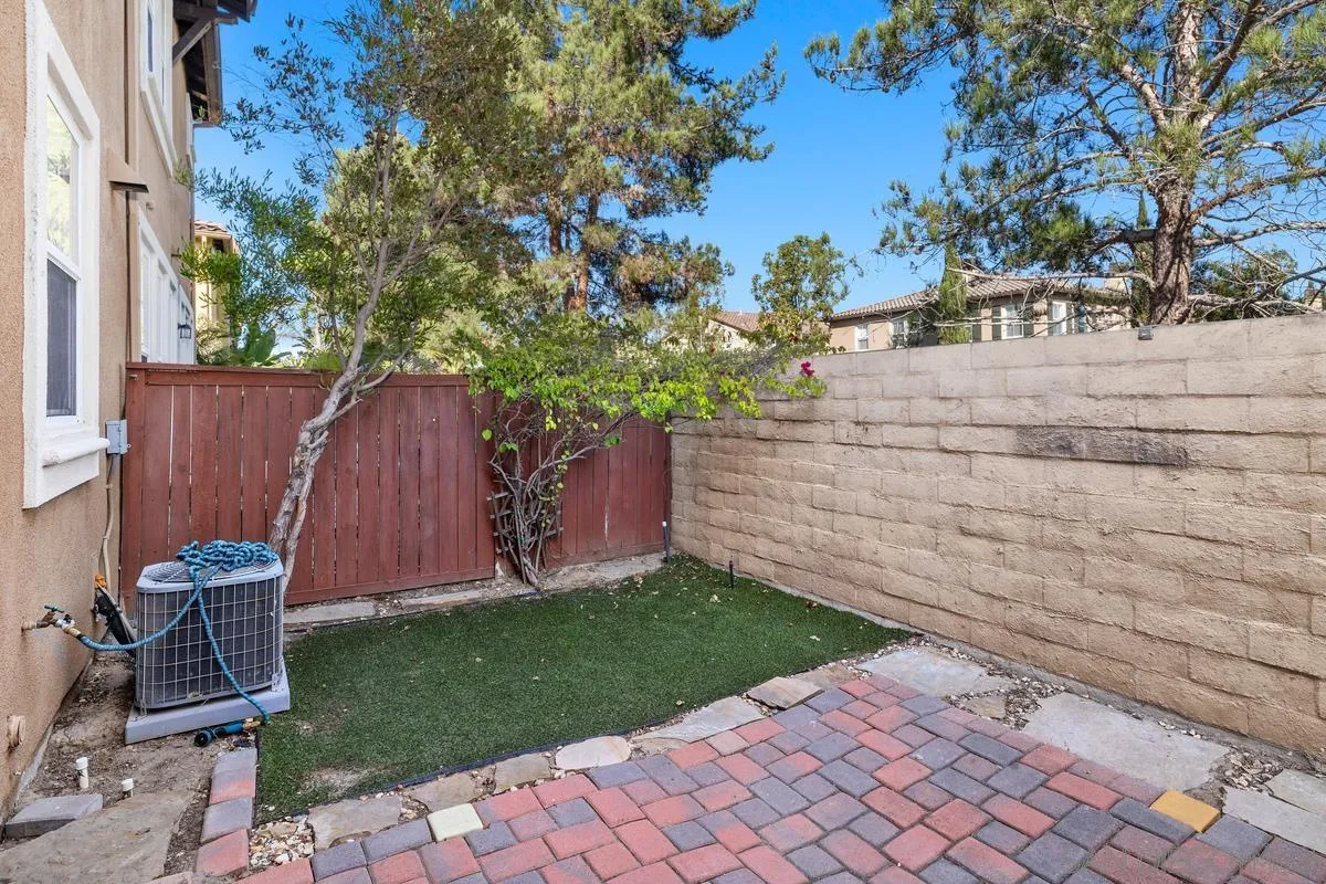 https://cdn.realtyfeed.com/cdn/127/260005463/973caa089bc6aa29eb7584ada4179b22.webp