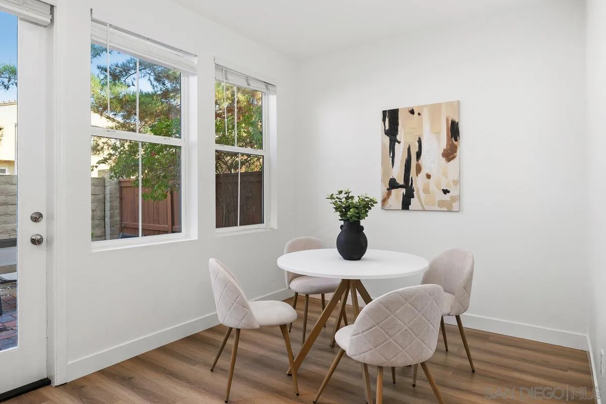 https://cdn.realtyfeed.com/cdn/127/260005463/99ba007a8c54fb8acb6dda7e53dea804.webp