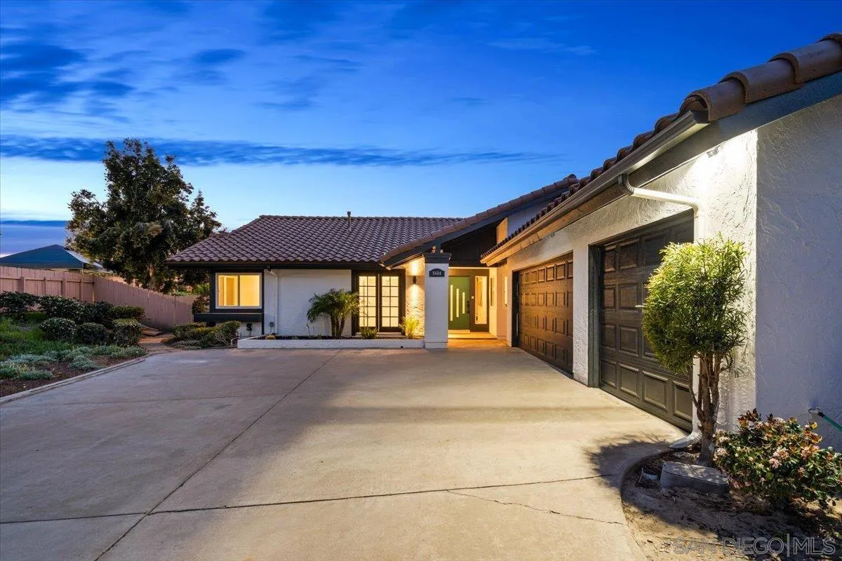 https://cdn.realtyfeed.com/cdn/127/260005465/21bf8670f6ac6aa506b85e56173aa73f.webp