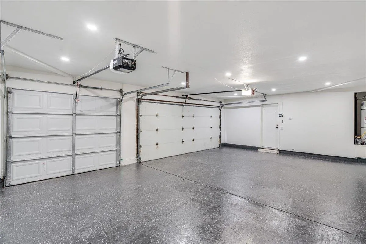 https://cdn.realtyfeed.com/cdn/127/260005465/383f22b6b47516979fc53c0b01f14644.webp