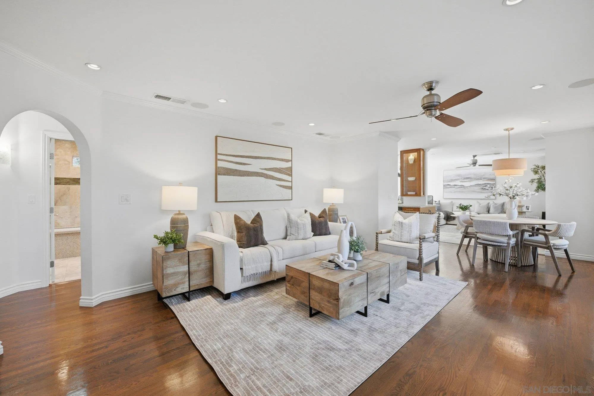 https://cdn.realtyfeed.com/cdn/127/260005466/0c470342e7410abac637a0650cc81e76.webp