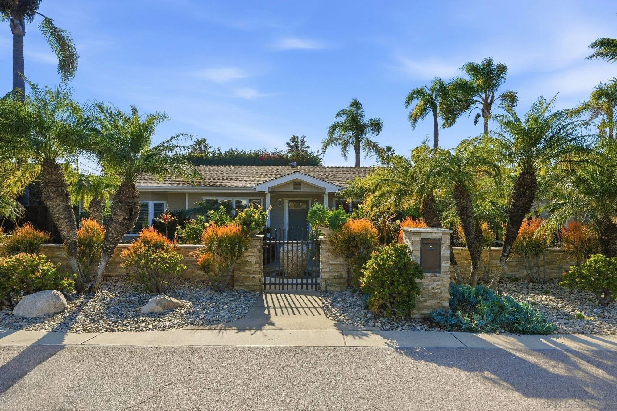 https://cdn.realtyfeed.com/cdn/127/260005466/ee0bf77e4f68c096adc3063e737e9ac8.webp