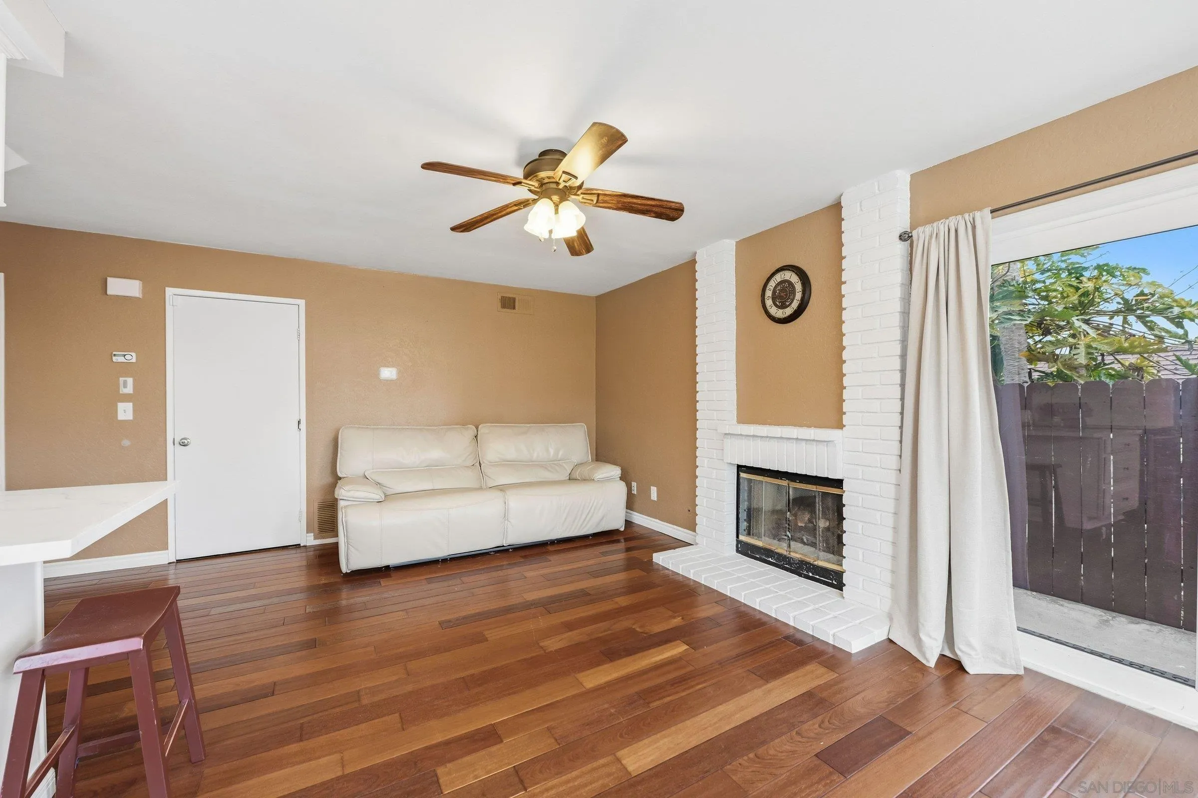 https://cdn.realtyfeed.com/cdn/127/260005468/236e756cfd4c14589855ca15f737d4dd.webp