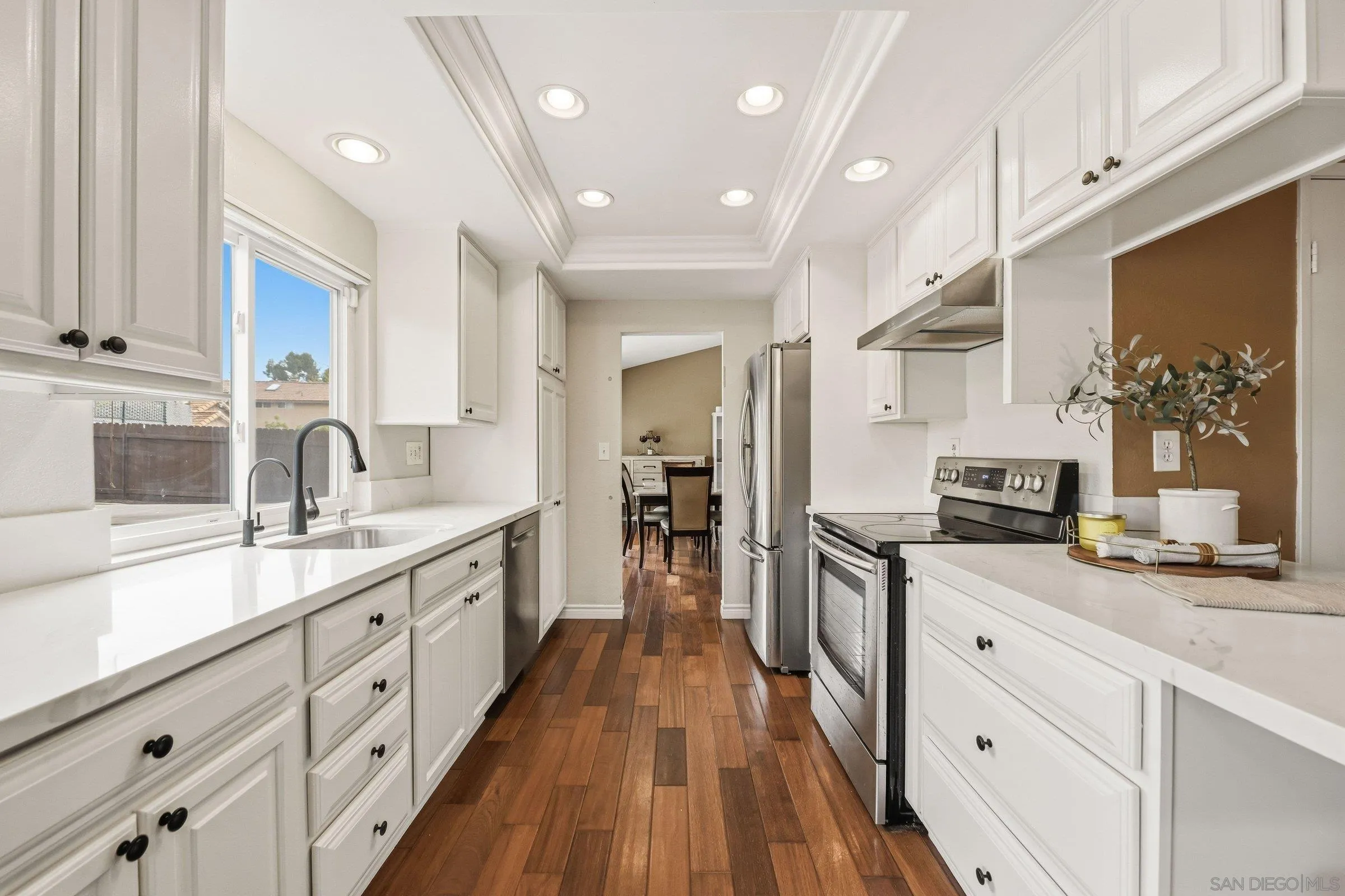 https://cdn.realtyfeed.com/cdn/127/260005468/bd0ccc7263adf5f3b282a26c309b5430.webp