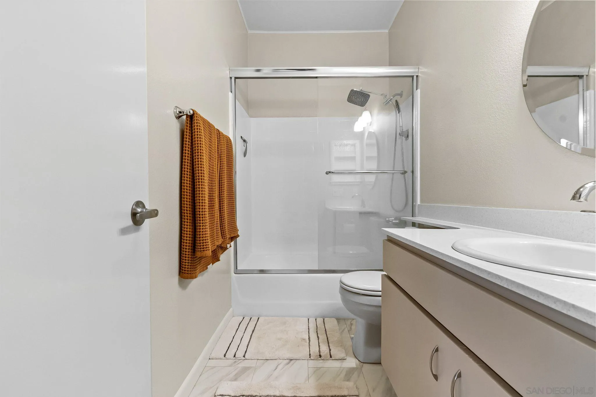 https://cdn.realtyfeed.com/cdn/127/260005475/55dc51877faa26b9c831fd6176e235df.webp