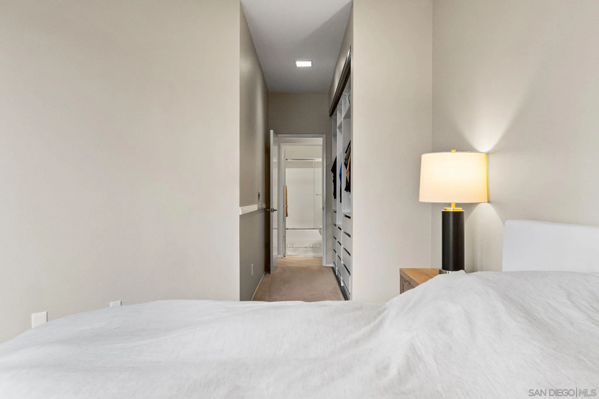 https://cdn.realtyfeed.com/cdn/127/260005475/944595c9feff3a7737c188124dc43ab8.webp