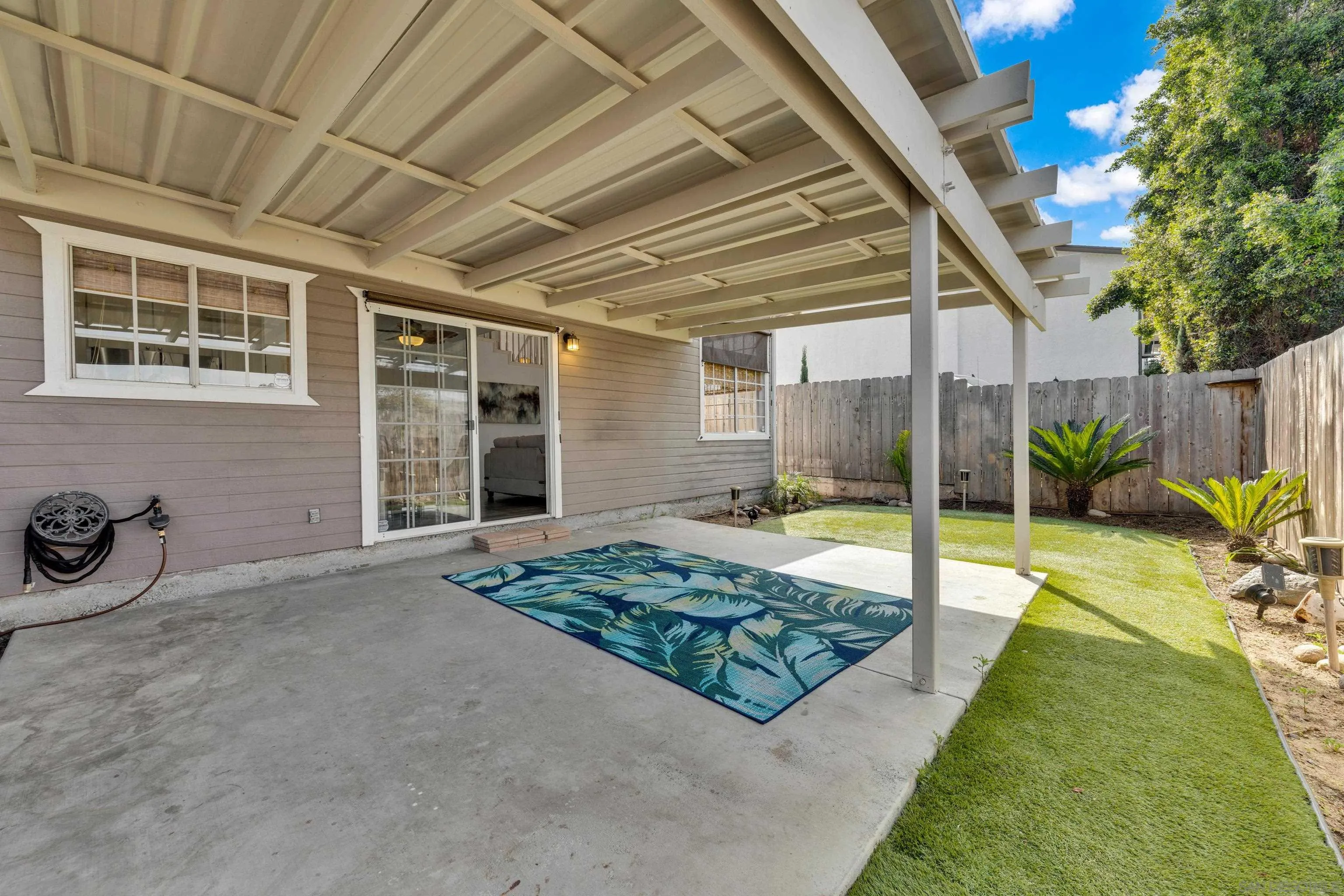 https://cdn.realtyfeed.com/cdn/127/260005477/d6b181c87b05192f54af687c3f42db18.webp