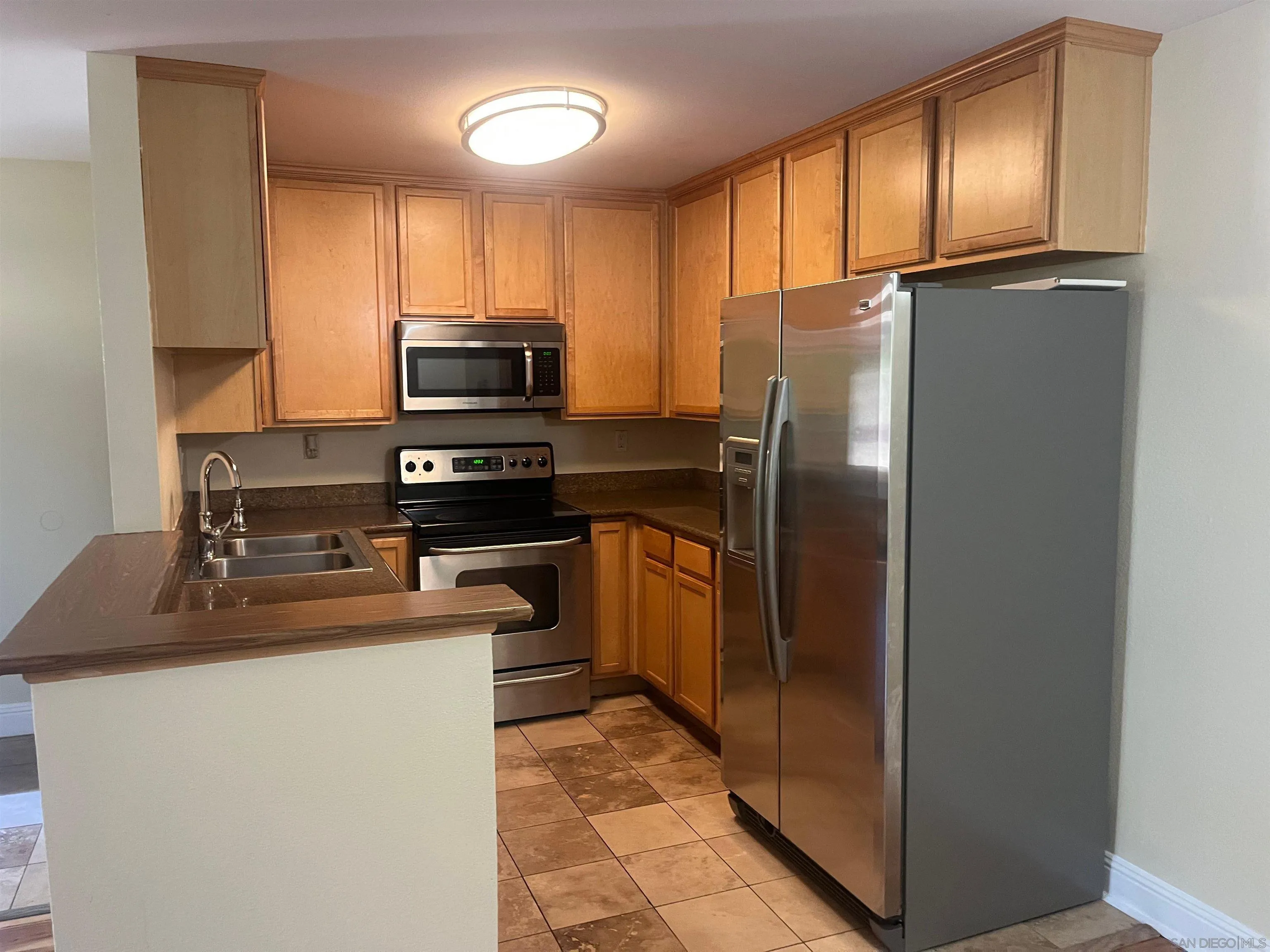 https://cdn.realtyfeed.com/cdn/127/260005479/4ad1ebbd60a8f7966a395df8b9f1f6b5.webp