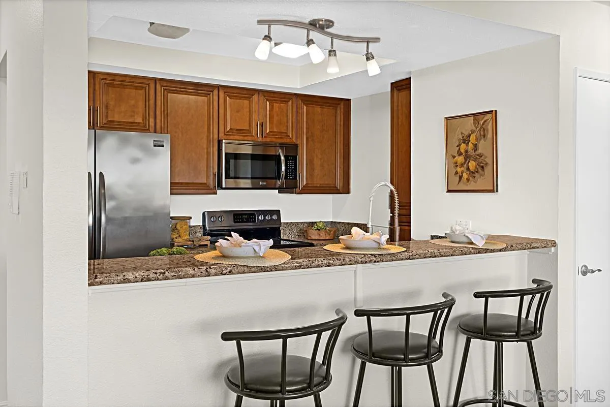 https://cdn.realtyfeed.com/cdn/127/260005488/80de1014a38282dfecd064bd38af1bb8.webp