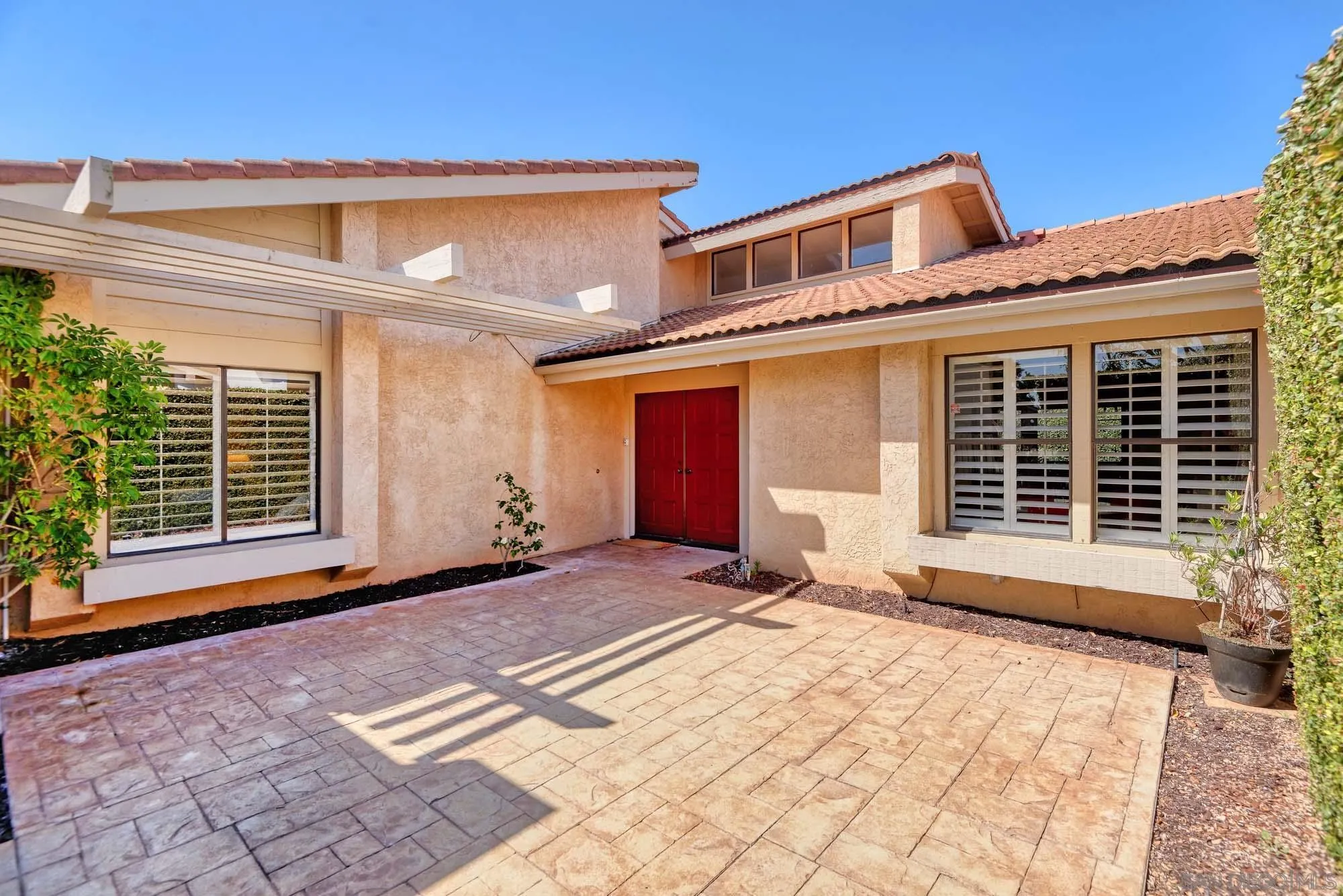 https://cdn.realtyfeed.com/cdn/127/260005497/9795e179e0d2cec6577d2ea31f86359f.webp