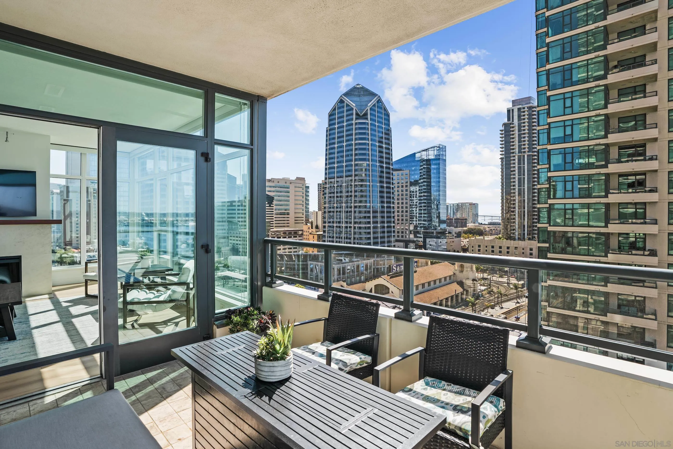 Photo #6: 2600055 Listing: Photo #6