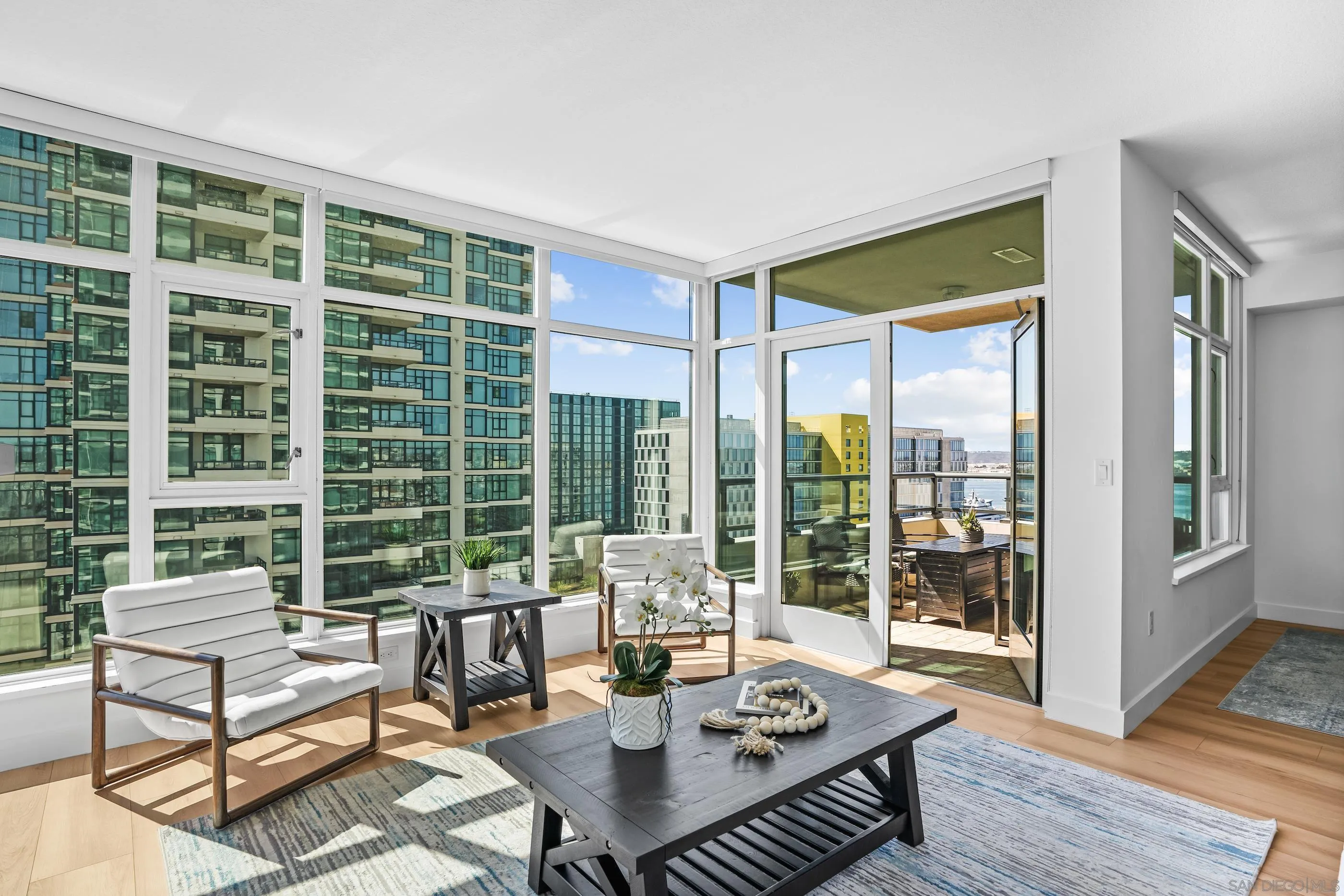 Photo #4: 2600055 Listing: Photo #4