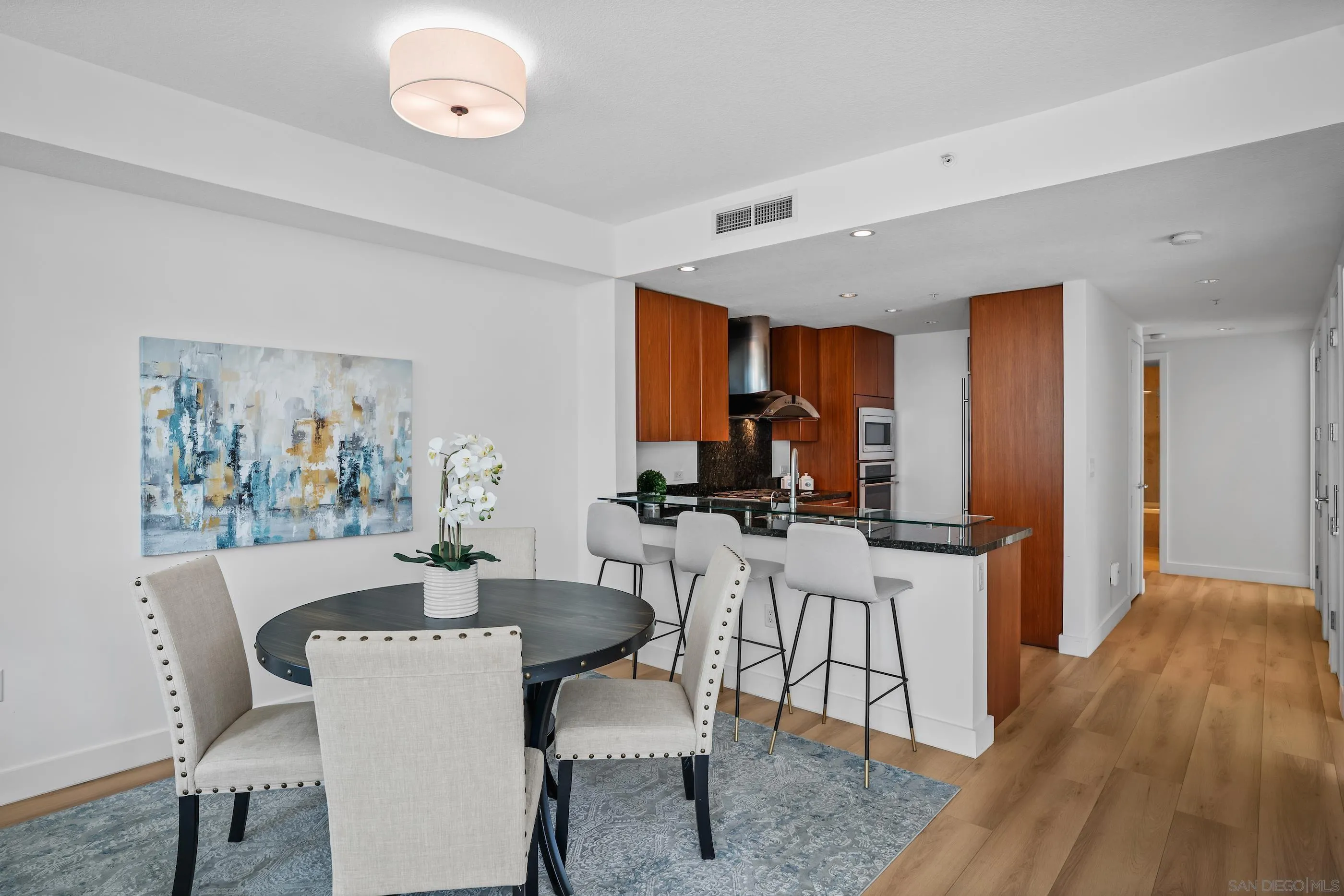 Photo #10: 2600055 Listing: Photo #10