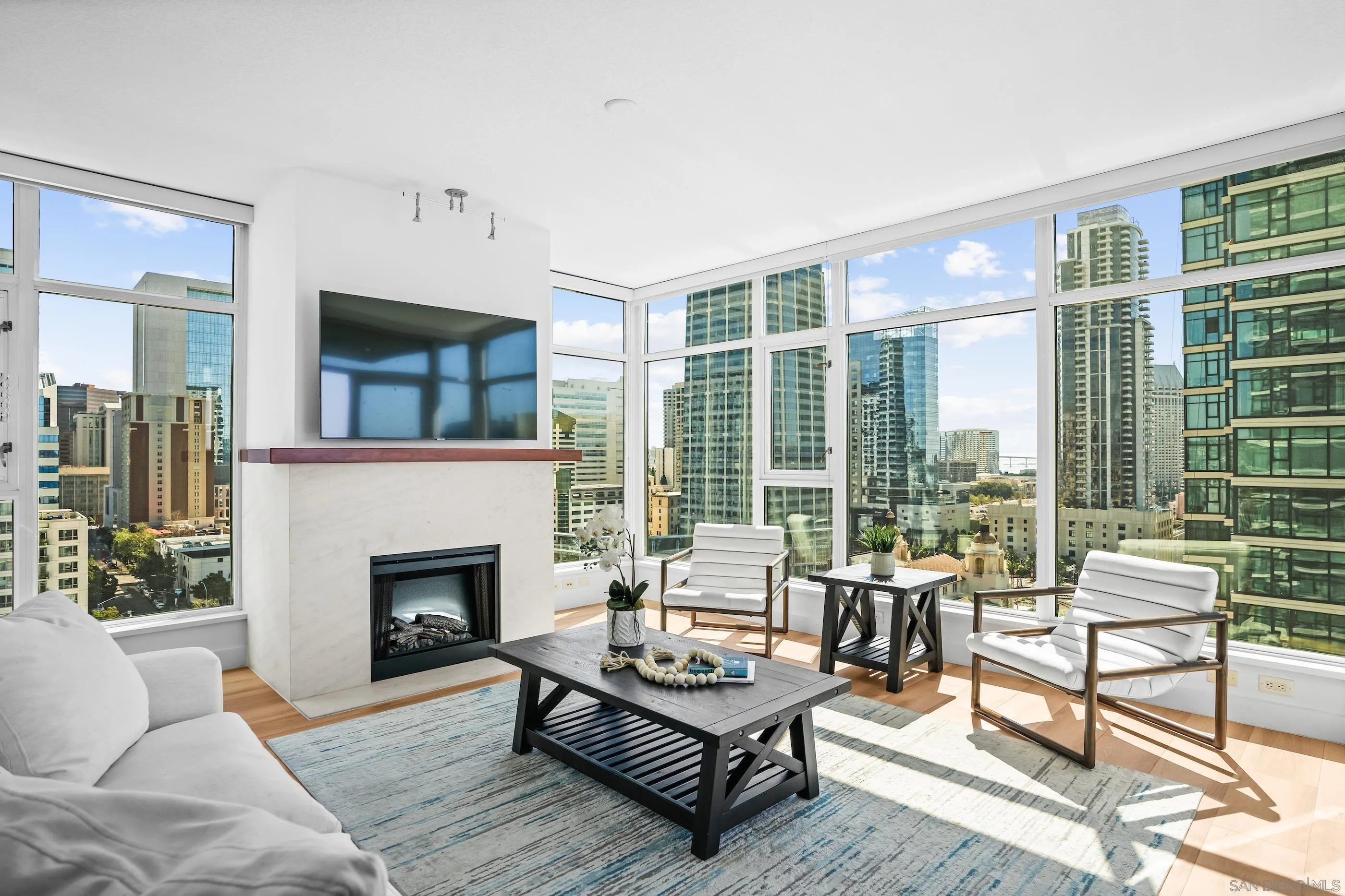 Photo #1: 2600055 Listing: Photo #1