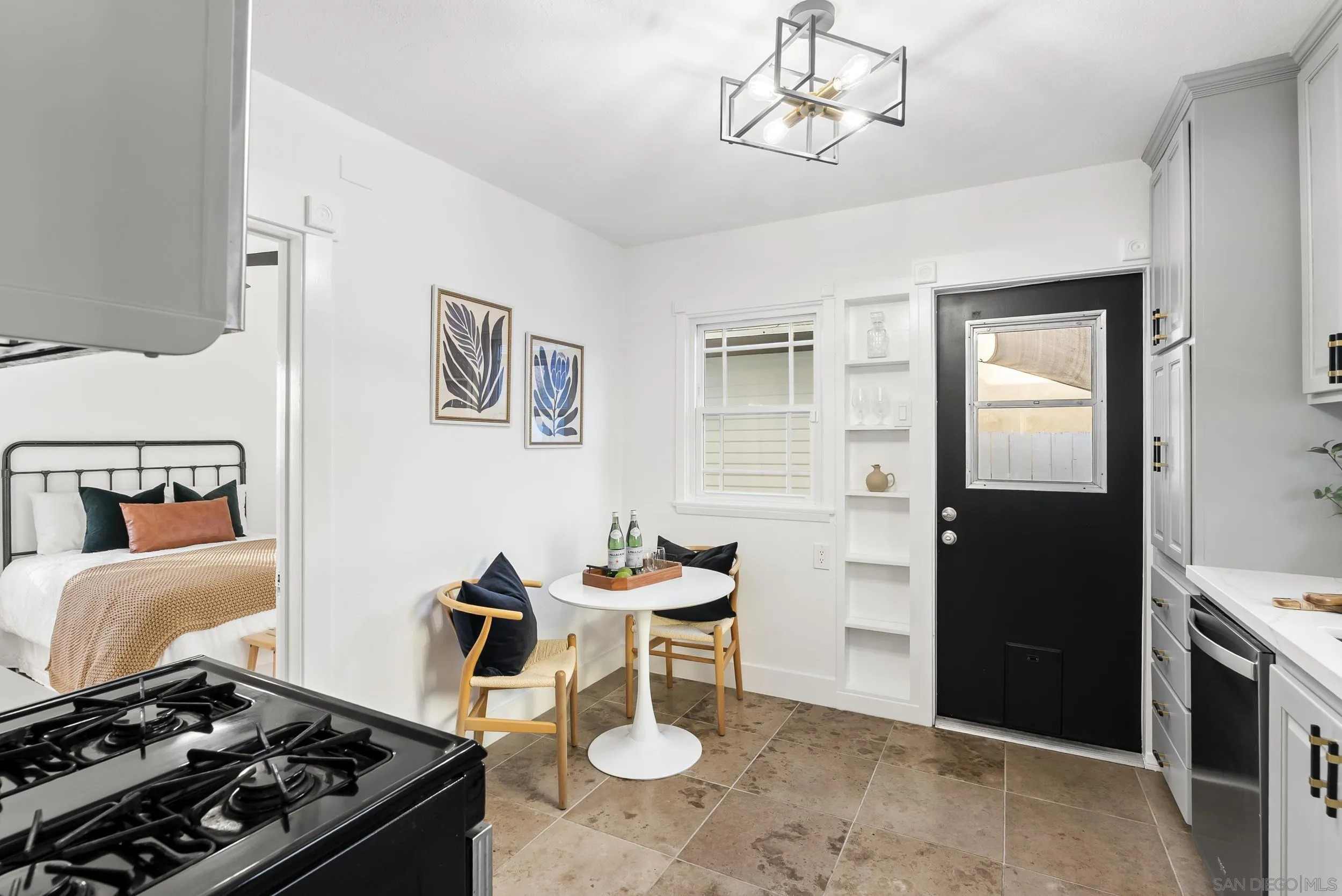https://cdn.realtyfeed.com/cdn/127/260005504/6ade804f8b2702a8321ab63c1aa8a51a.webp
