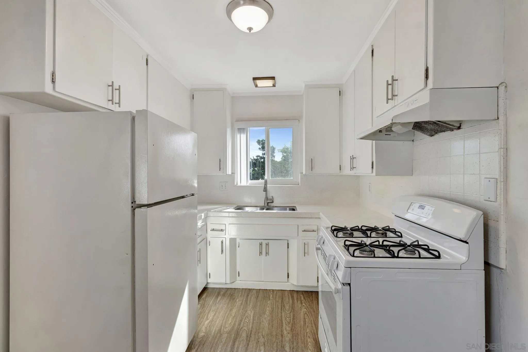 https://cdn.realtyfeed.com/cdn/127/260005507/56364720cf20d1c7a92445795356ea43.webp
